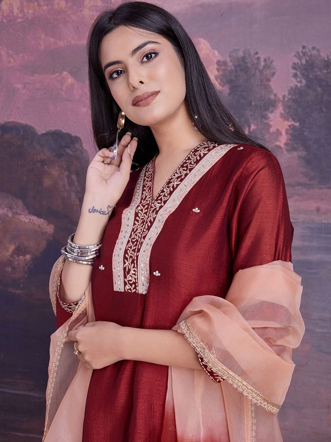 Dhiyona PD Women Embroidered Kurta With Trousers & Dupatta