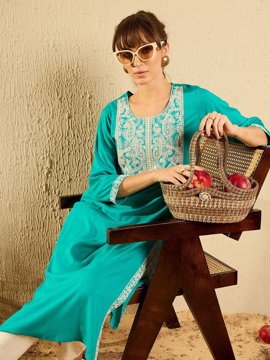 Dhiyona IE Women Yoke Design Flared Sleeves Mirror Work Anarkali Kurta