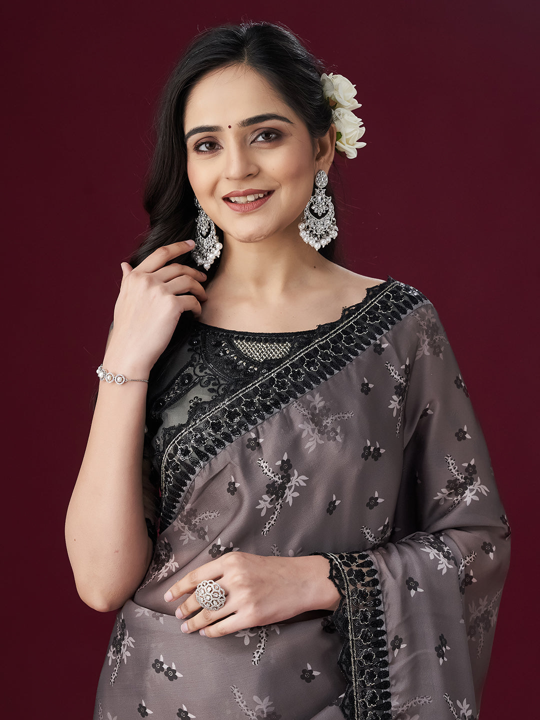 Dhiyona KS Women's Floral Printed Embellished Sarees