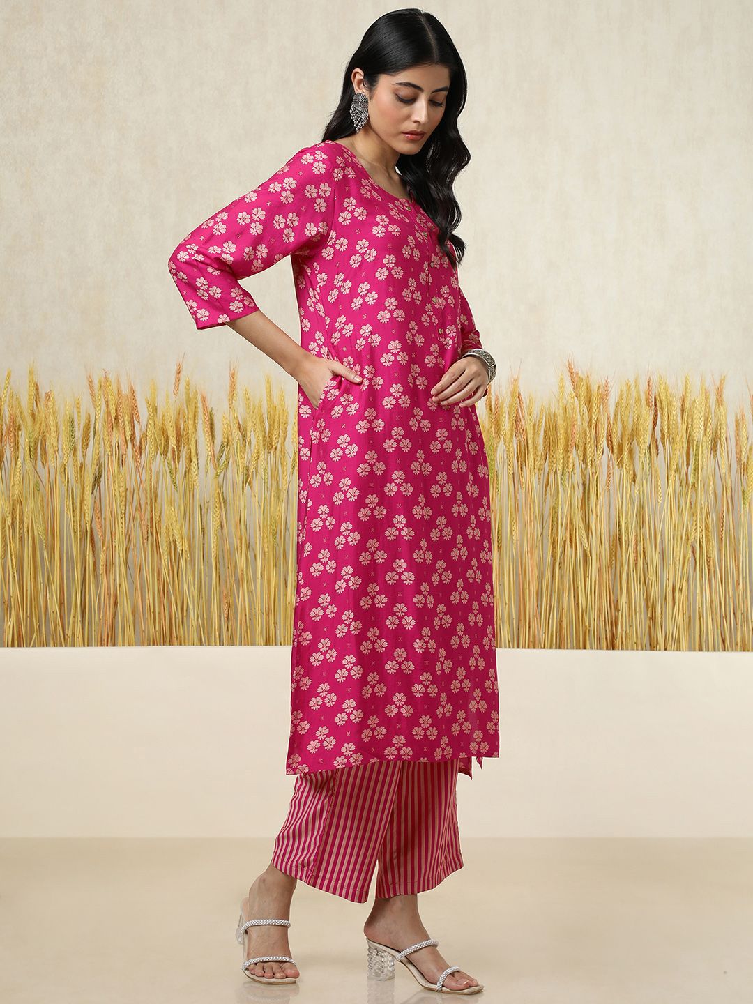Dhiyona SO Women's Floral Printed Mirror Work Straight Kurta With Palazzos