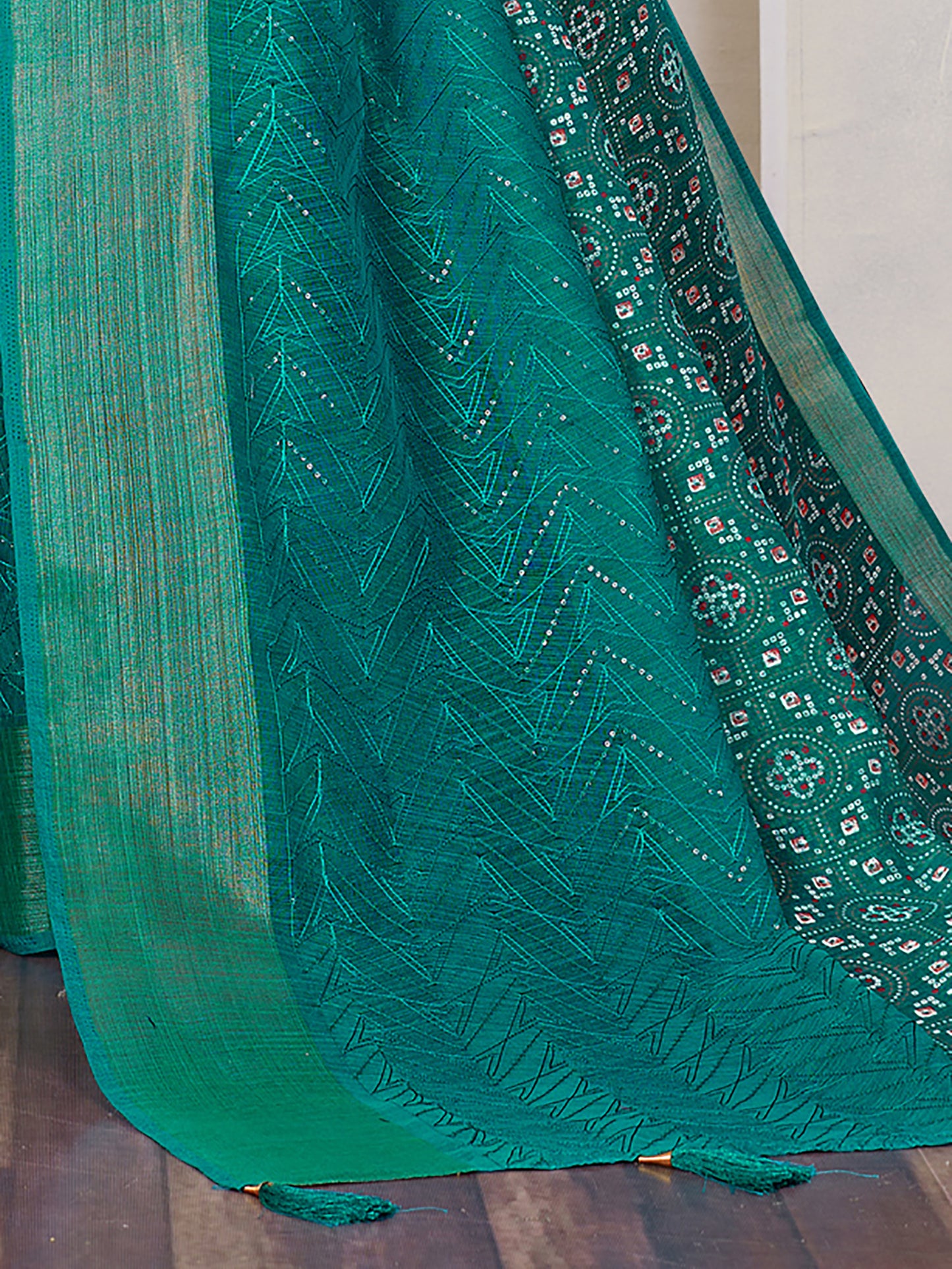 Women's Soft Silk Blue Embroidered Designer Saree With Blouse Piece