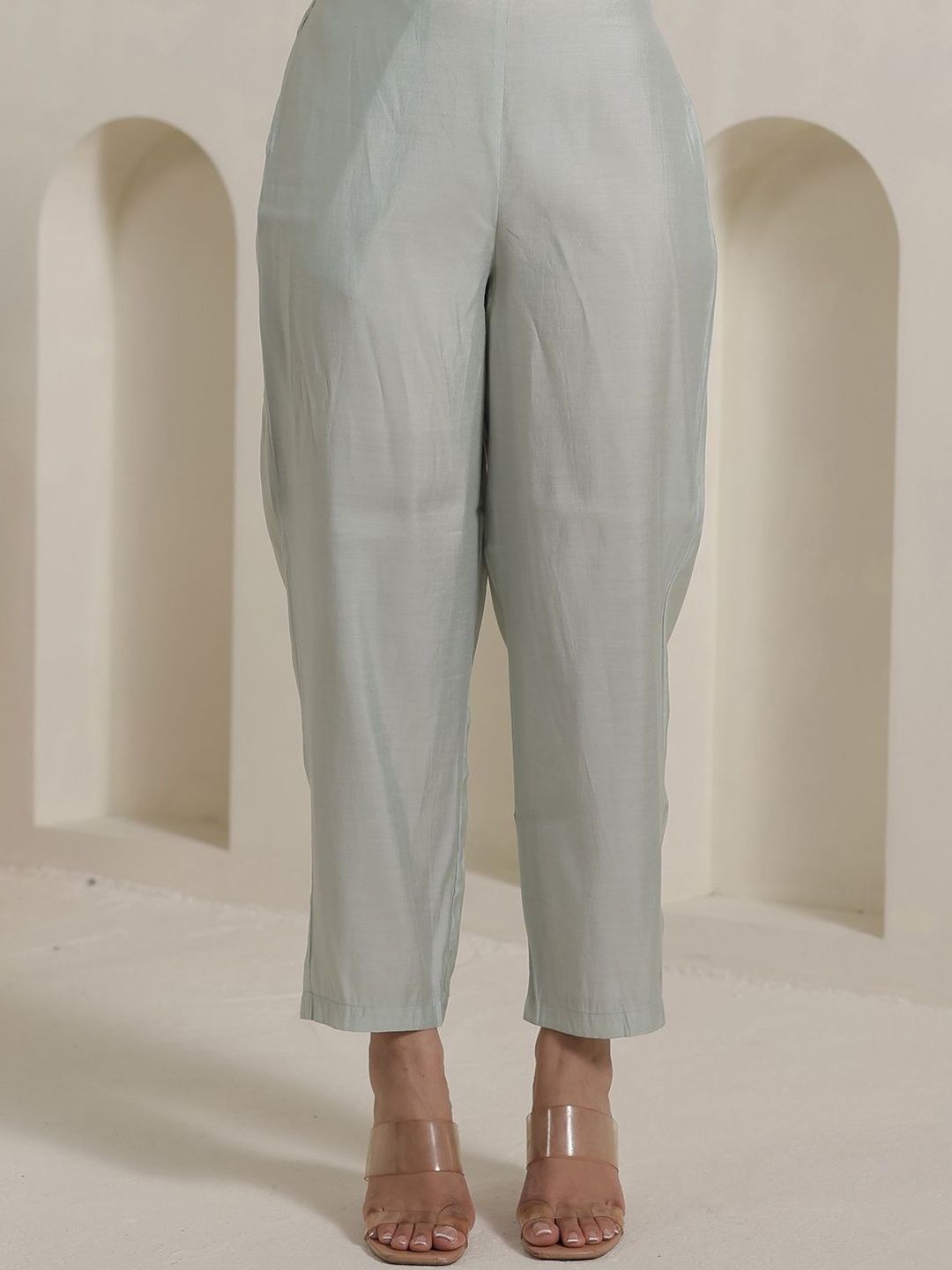 Women Floral Embroidered Beads and Stones Kurta with Trousers & Dupatta