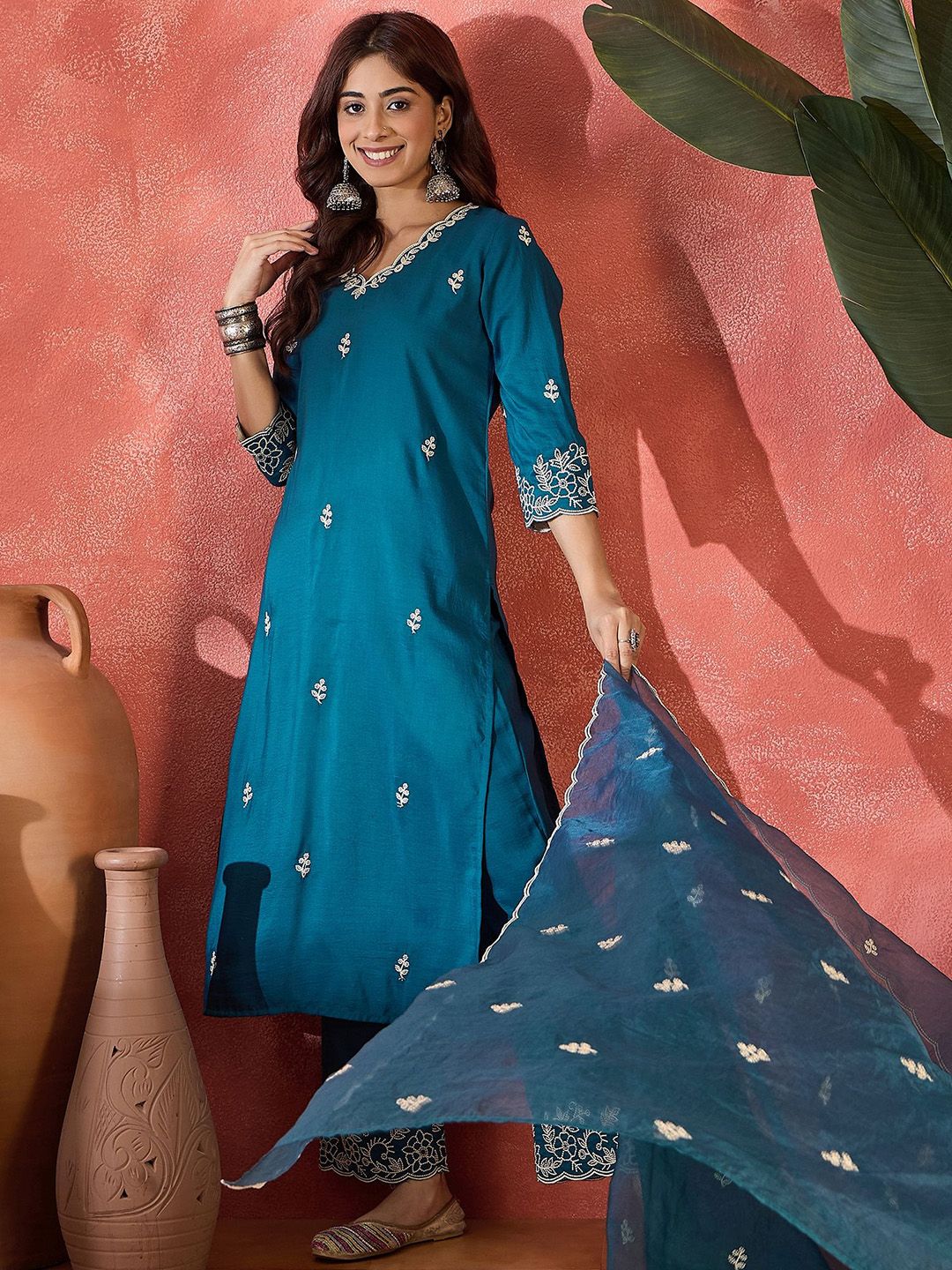 Dhiyona SN Women's Floral Embroidered Thread Work Straight Kurta With Trousers & Dupatta