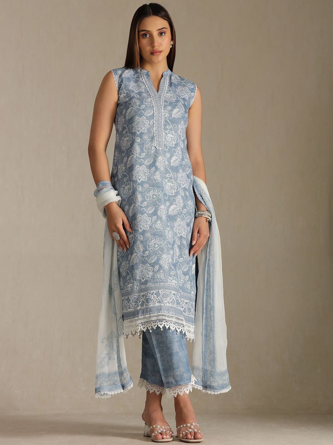 Dhiyona SO Women's Women Floral Printed Linen Kurta with Trousers & Dupatta