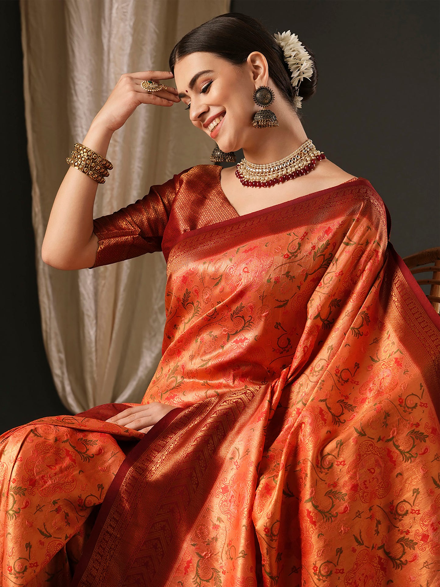 Women's Silk Blend Red Woven Design Designer Saree With Blouse Piece