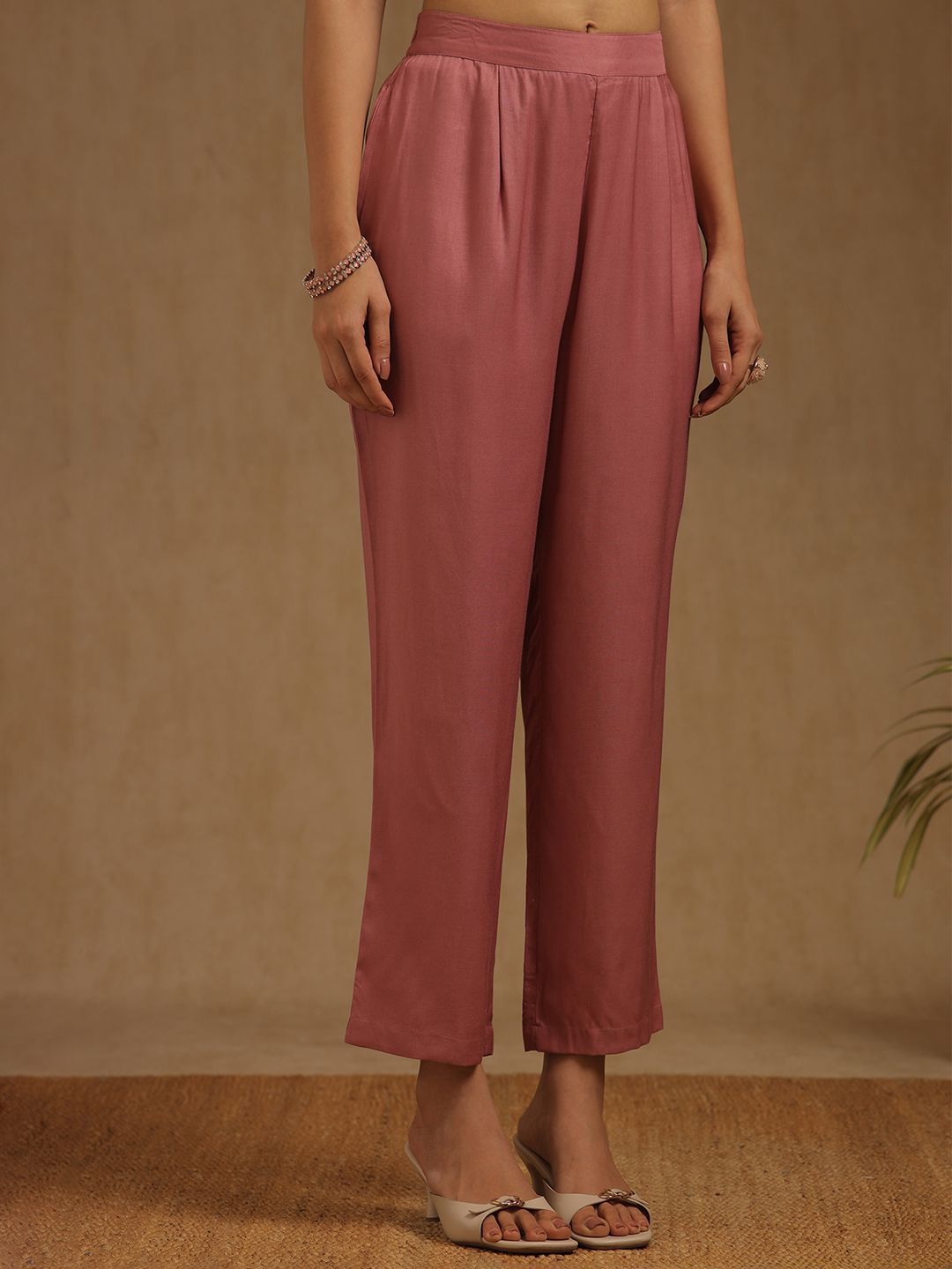 Dhiyona SO Women's Floral Printed V-Neck Beads And Stones Straight Kurta With Trousers And Dupatta