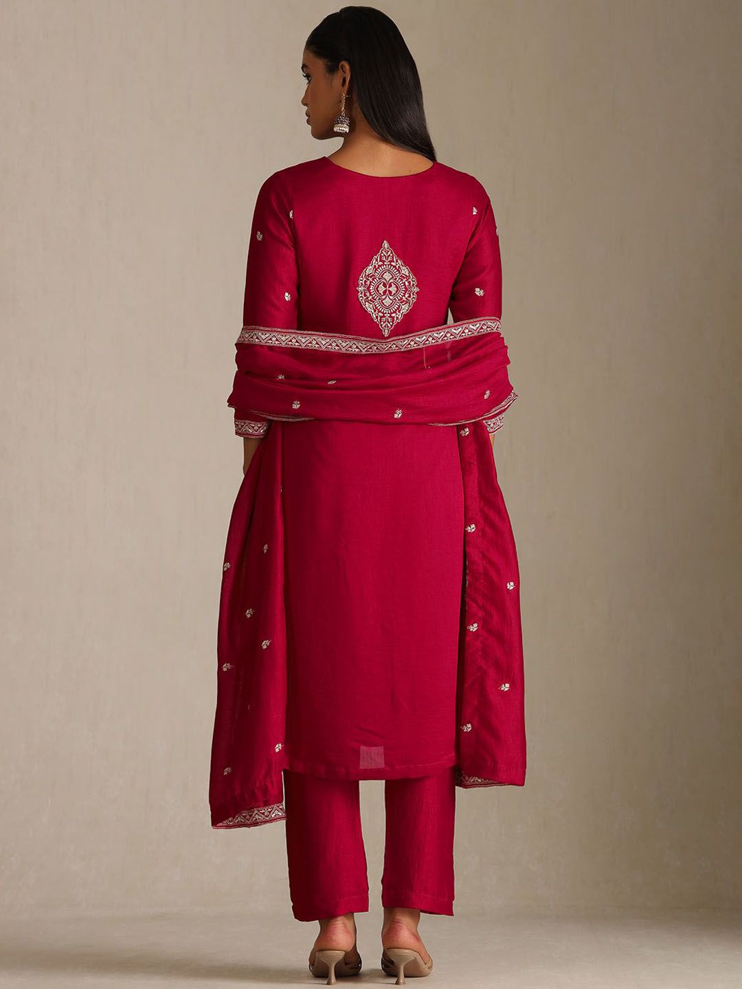 Dhiyona SO Women's Ethnic Motifs Embroidered Notch Neck Straight Kurta With Trouser & Dupatta