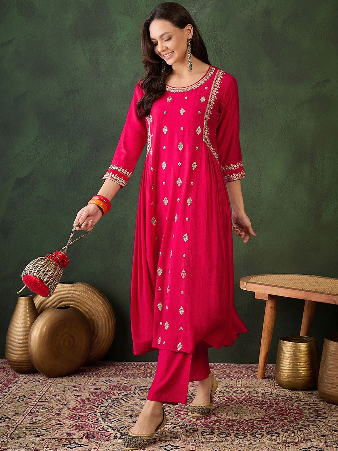 Dhiyona SN Women's Embroidered Straight Kurta & Salwar
