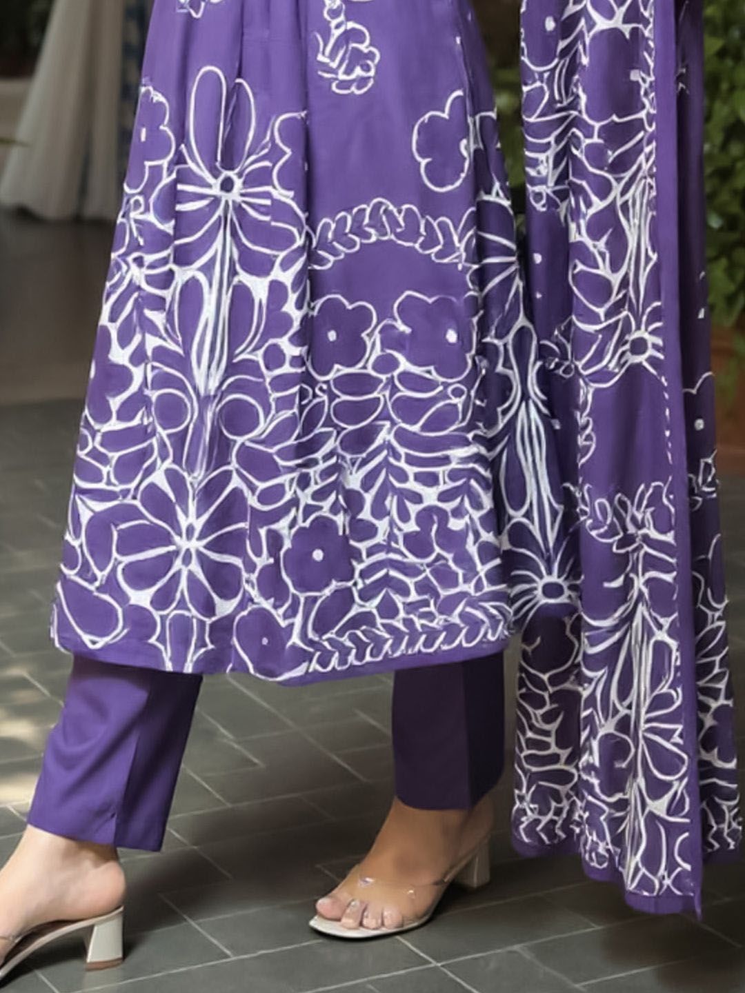 Floral Printed Pure Cotton A Line Kurta With Trousers & Dupatta