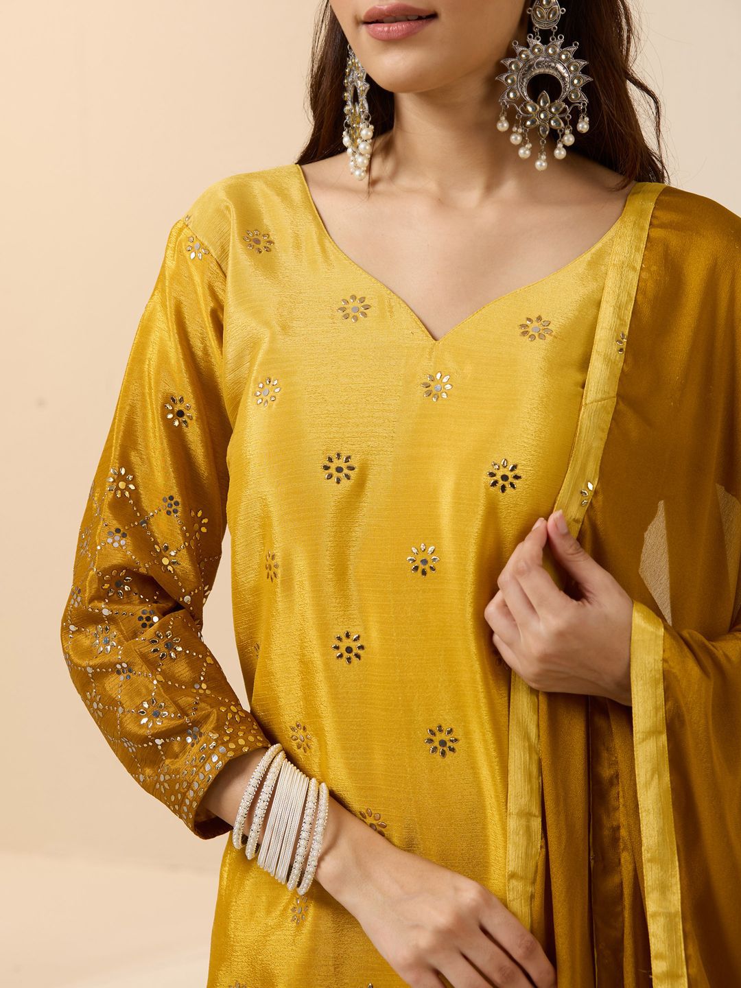 Dhiyona IS Women's Women Floral Printed Regular Kurta with Palazzos & With Dupatta