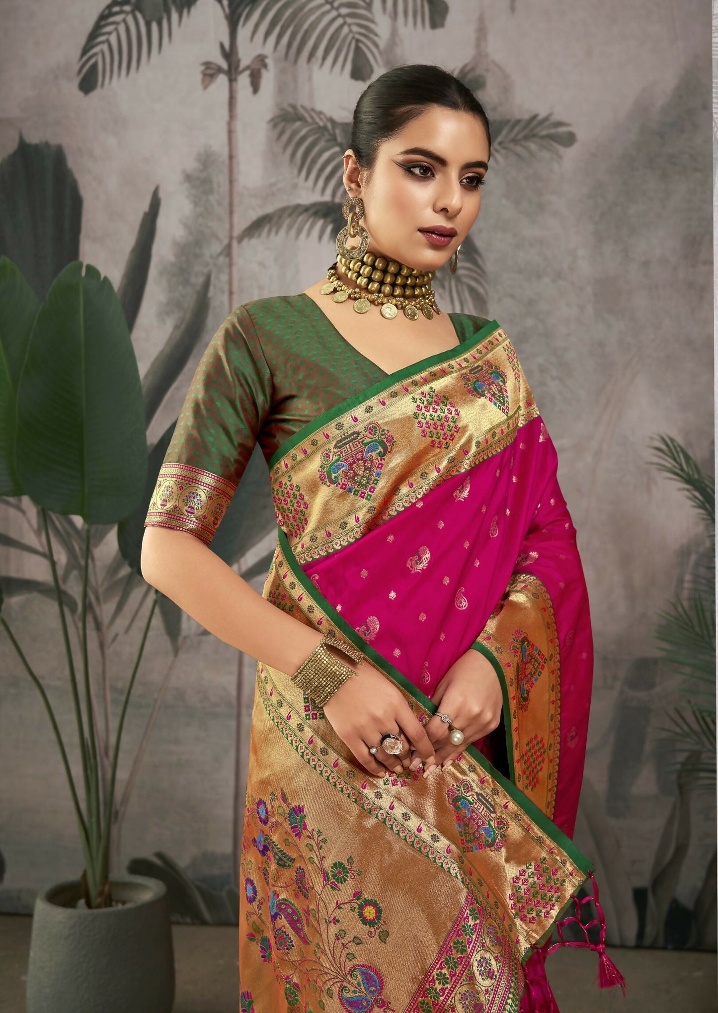 Women Paithani Isha Rani Saree With Unstiched Blouse