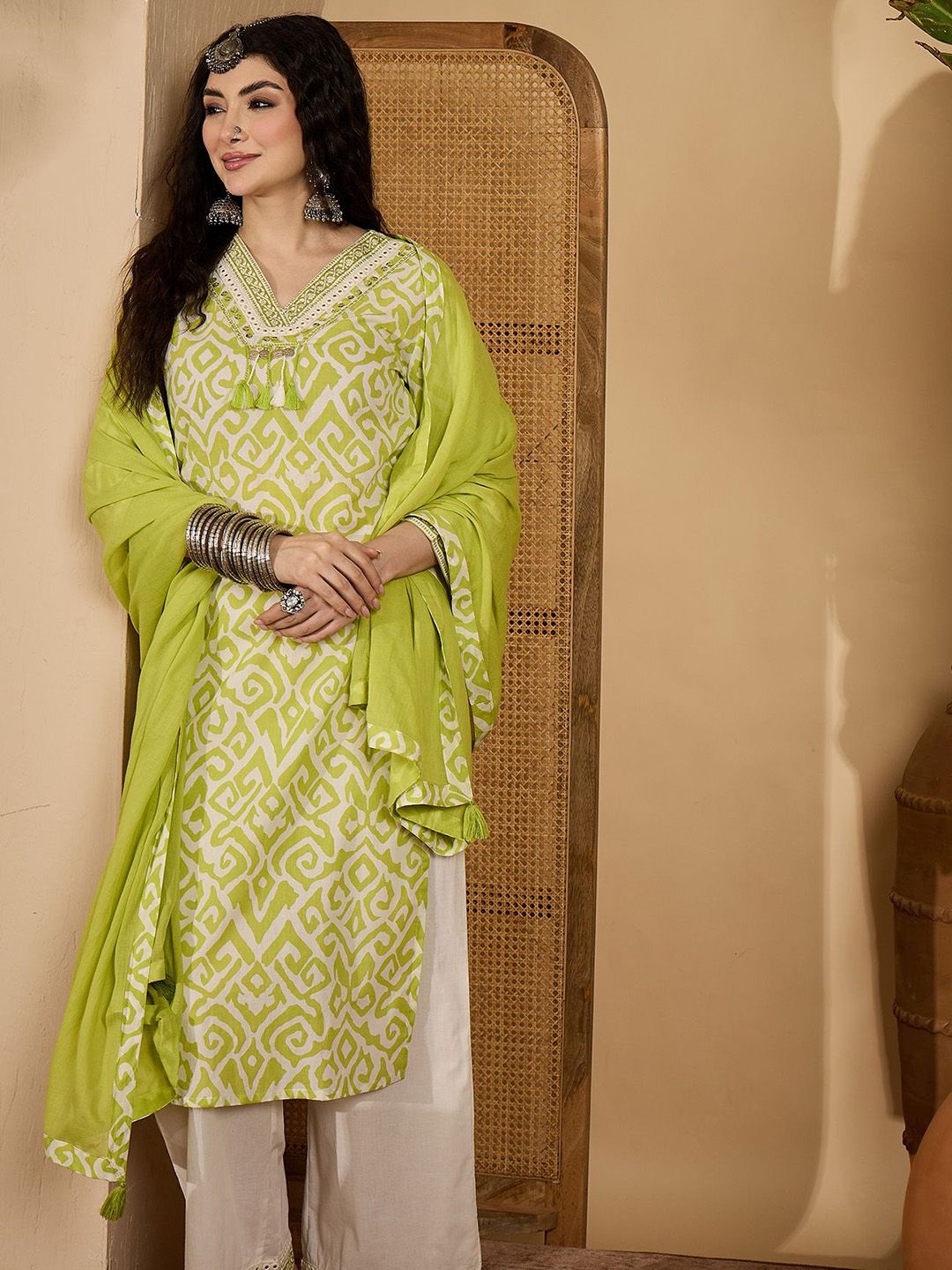 Dhiyona SN Women's Geometric Printed Pure Cotton Kurta with Palazzo & Dupatta