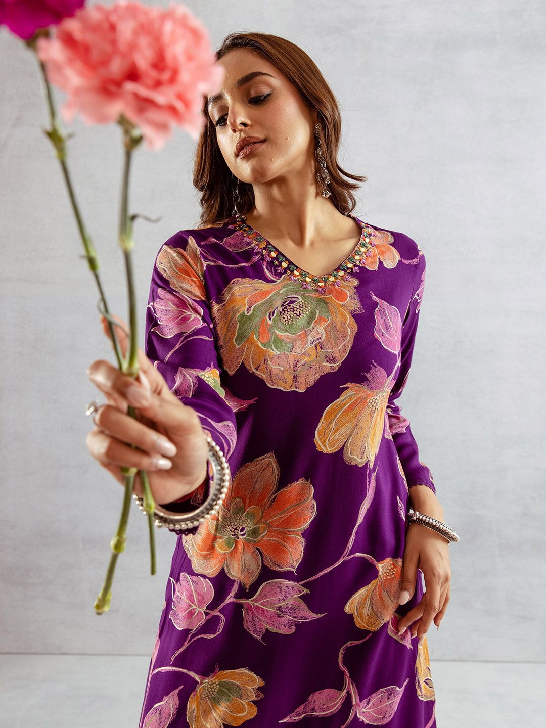 Dhiyona SN Women's Floral Printed Kurta with Palazzo