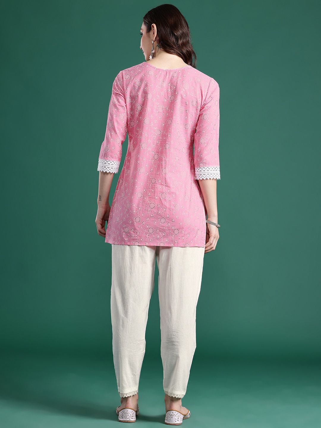 Dhiyona IE Floral Printed Floral Kurta