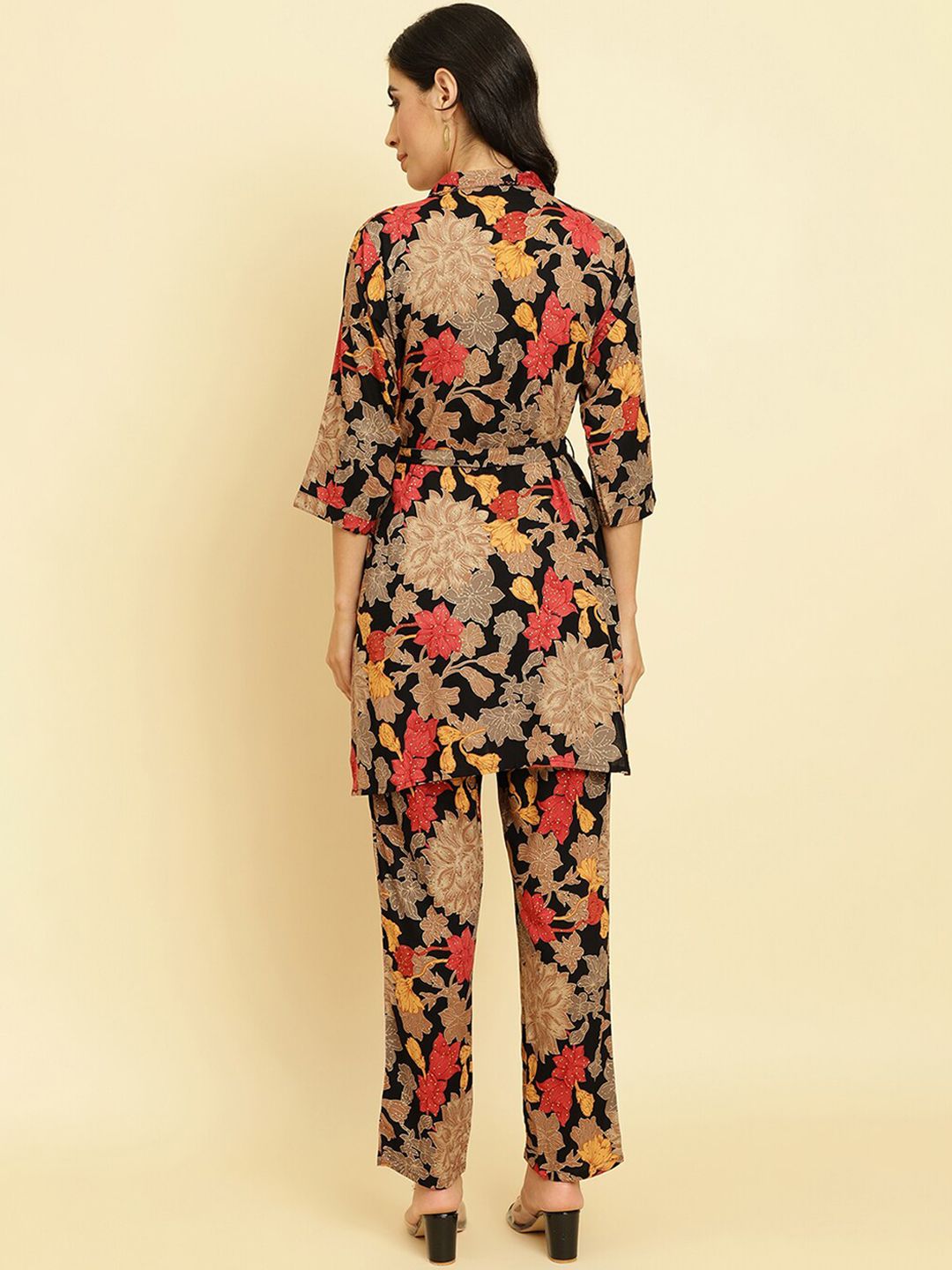 Dhiyona VA Women'sFloral Printed Shirt Collar Fusion Kurta With Trousers