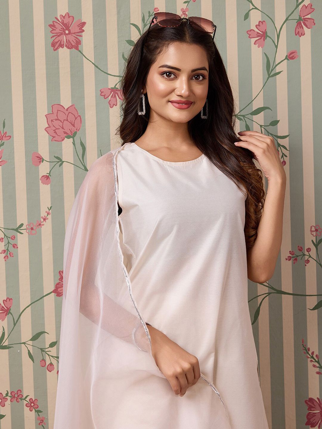 Dhiyona OD Regular Kurta with Trousers