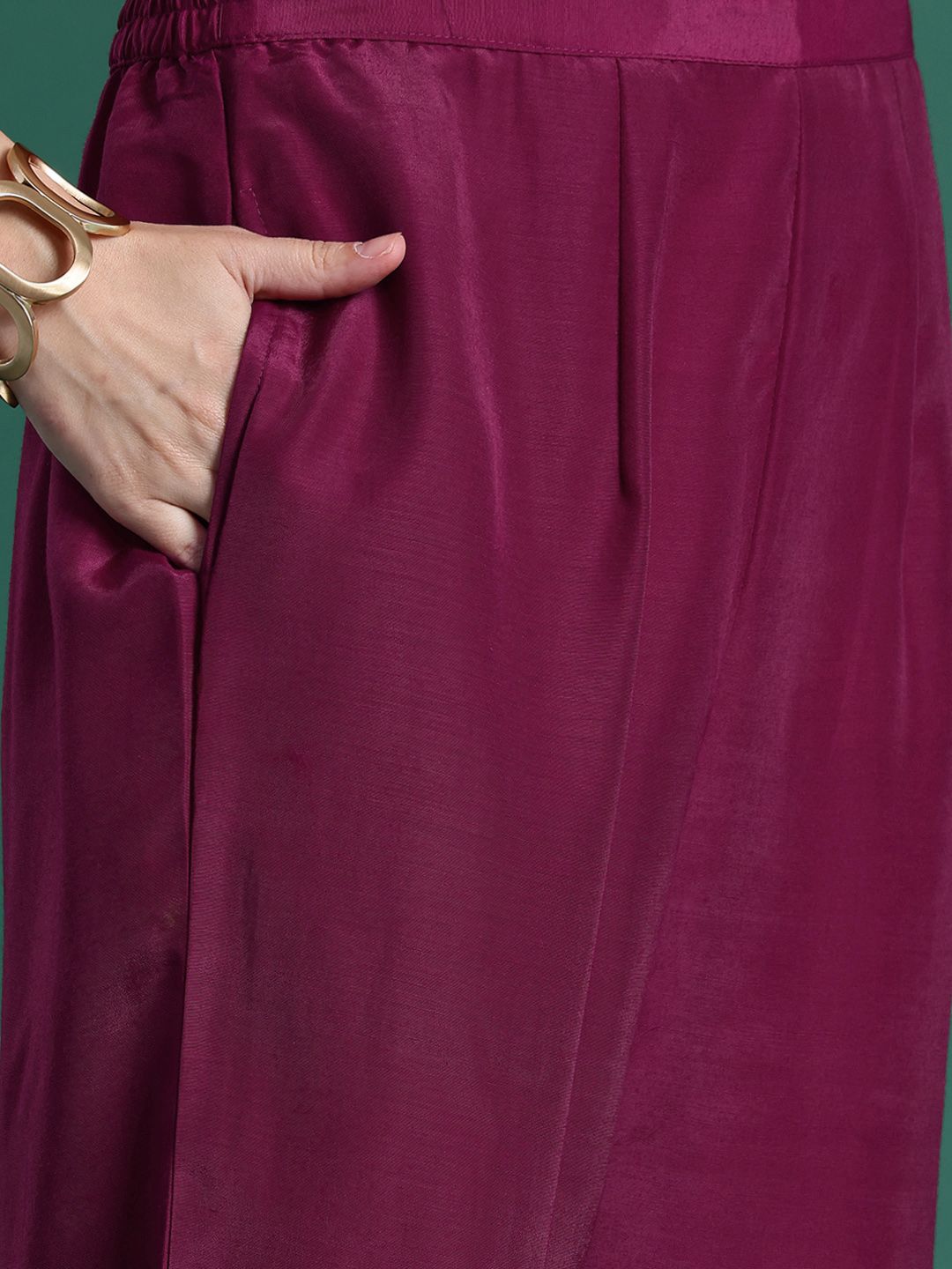 Dhiyona IE Ethnic Motifs Embroidered Sequinned Kurta with Trousers & With Dupatta