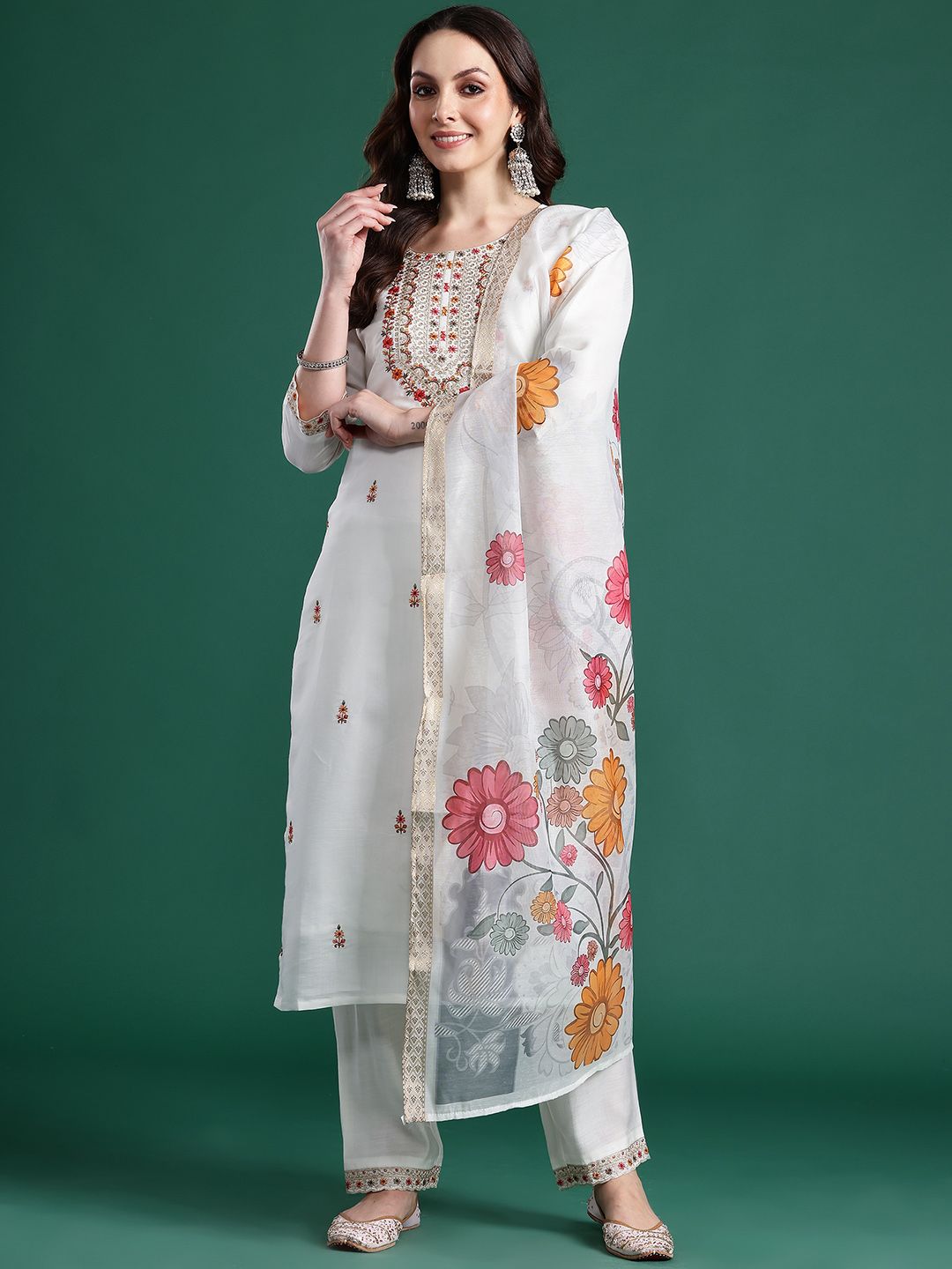 Dhiyona IE Floral Embroidered Thread Work Kurta With Trousers & Dupatta