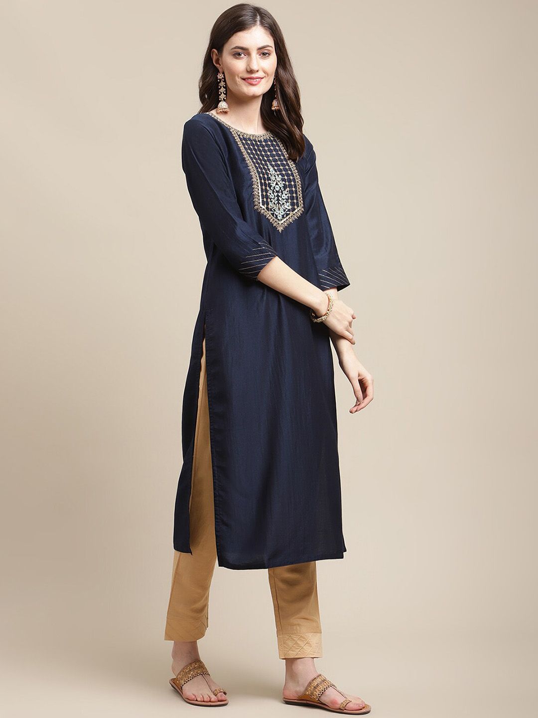 Dhiyona VA Women's Navy Blue Floral Embroidered Kurti Set With Dupatta