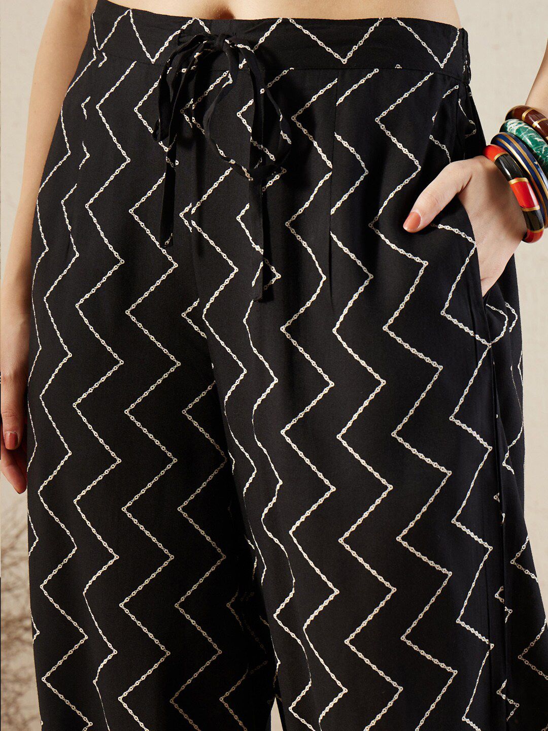 Dhiyona IE Black Floral Printed V-Neck Sequinned A-Line Kurta With Salwar