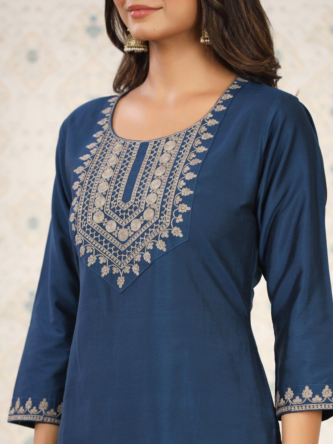Dhiyona OD Embroidered Yoke Design Straight Kurta