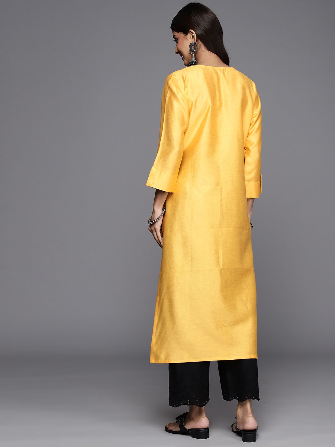 Dhiyona IE Women Striped Liva Kurta