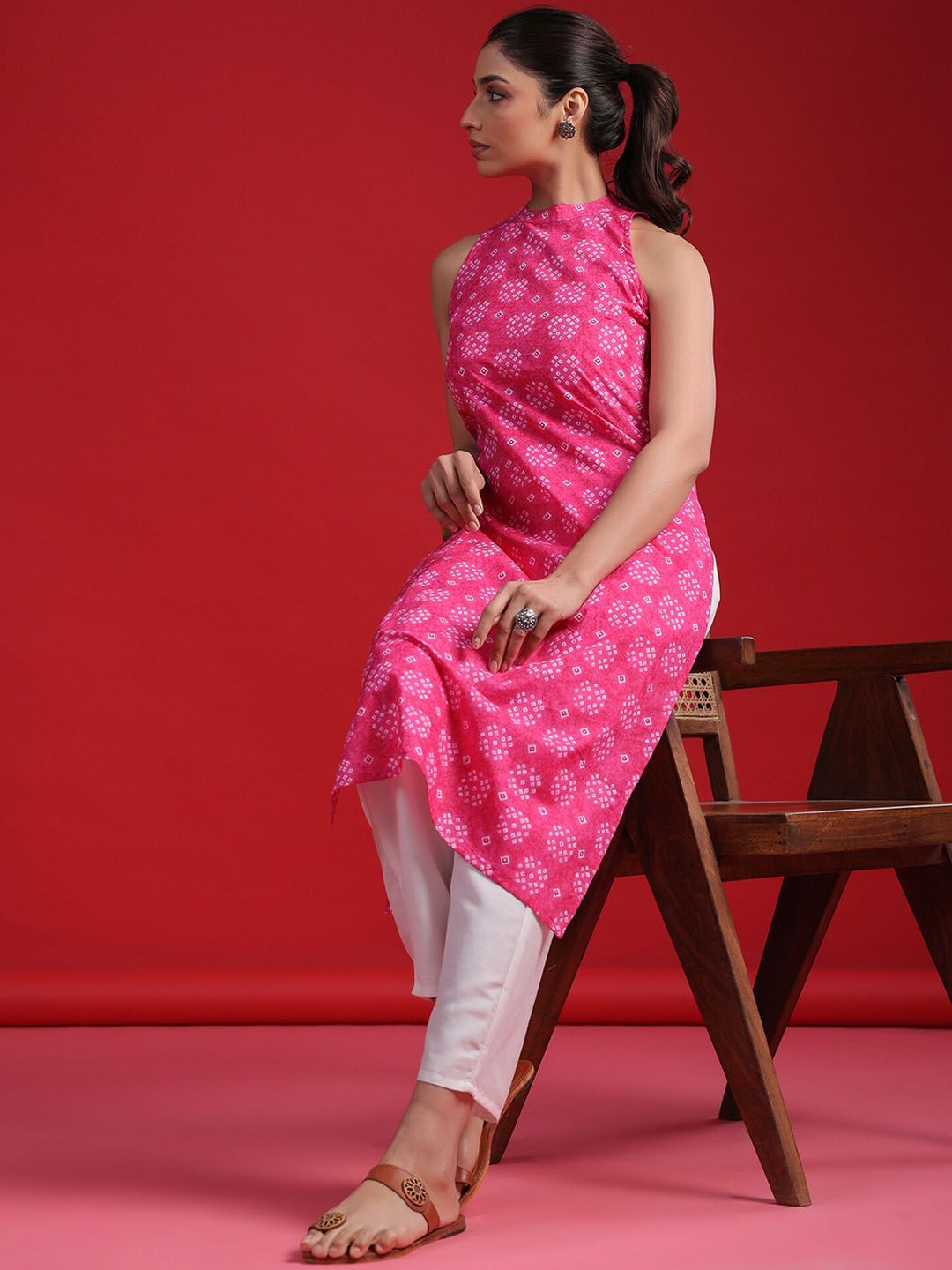 Dhiyona IE Pink & White Bandhani Printed Halter Neck Cotton Straight Kurta