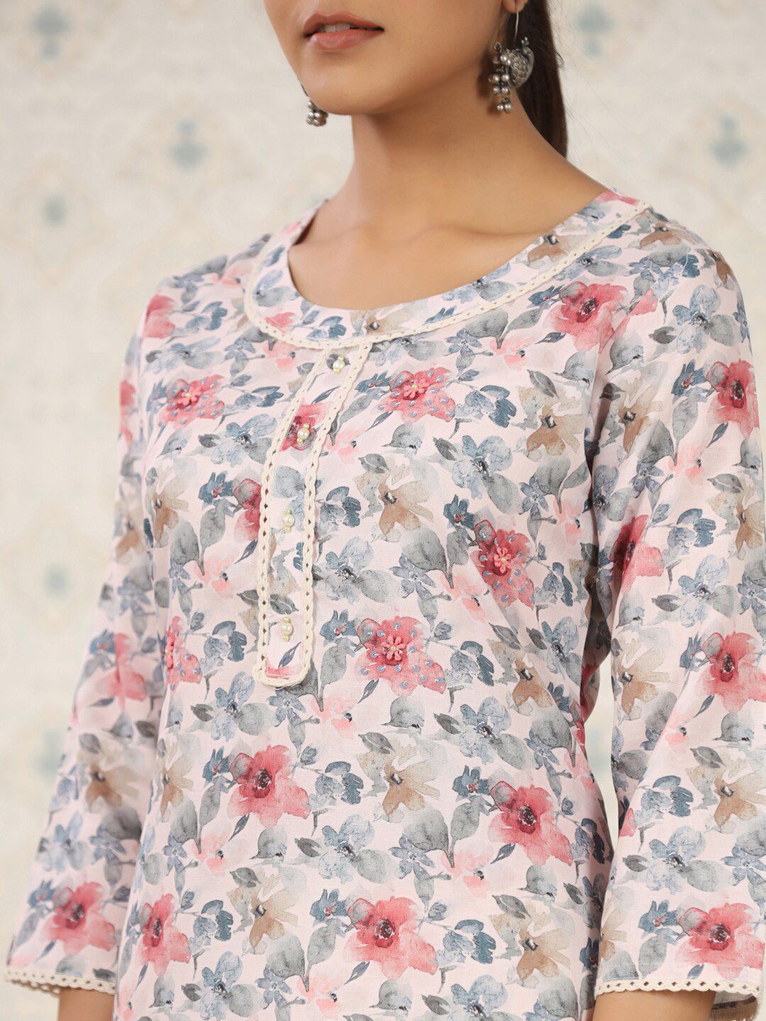 Dhiyona OD Floral Printed Straight Kurta