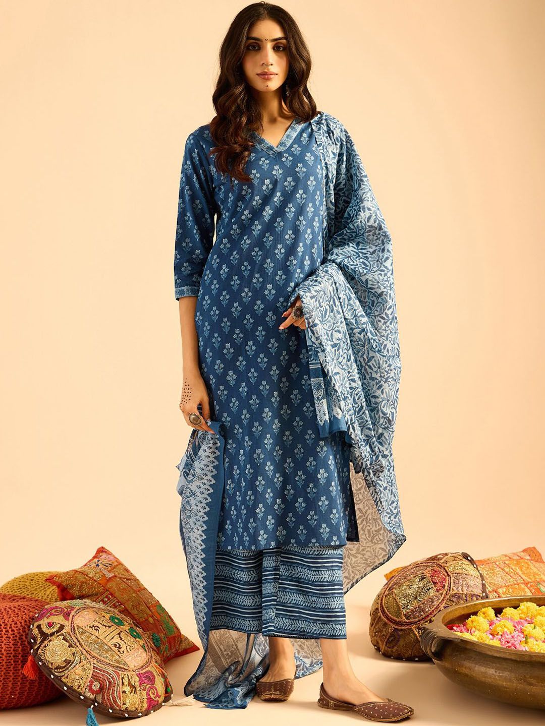 Dhiyona IE Blue Floral Printed V-Neck Pure Cotton Straight Kurta with Palazzo & Dupatta