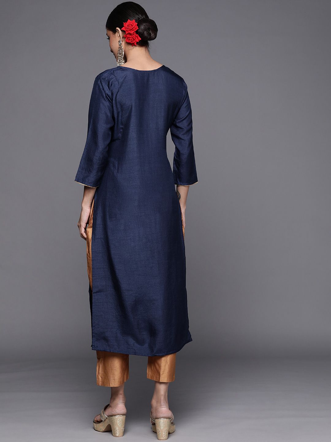 Dhiyona IE Women Navy Blue & Golden Yoke Design Kurta