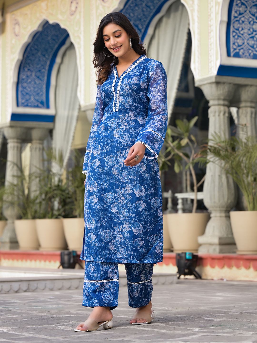 Dhiyona VA Women'sFloral Printed V Neck Pure Cotton Straight Kurta with Trousers