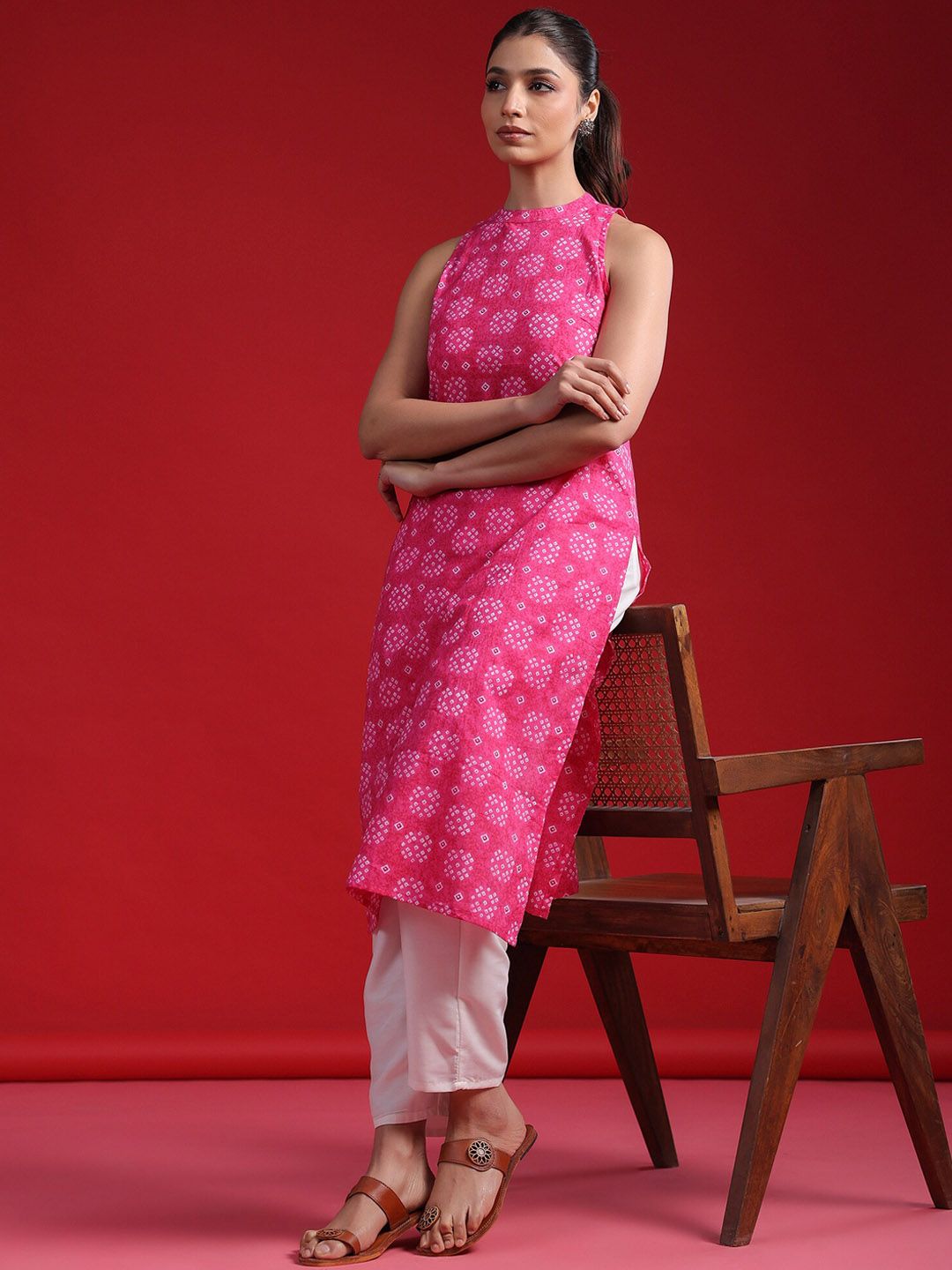 Dhiyona IE Pink & White Bandhani Printed Halter Neck Cotton Straight Kurta