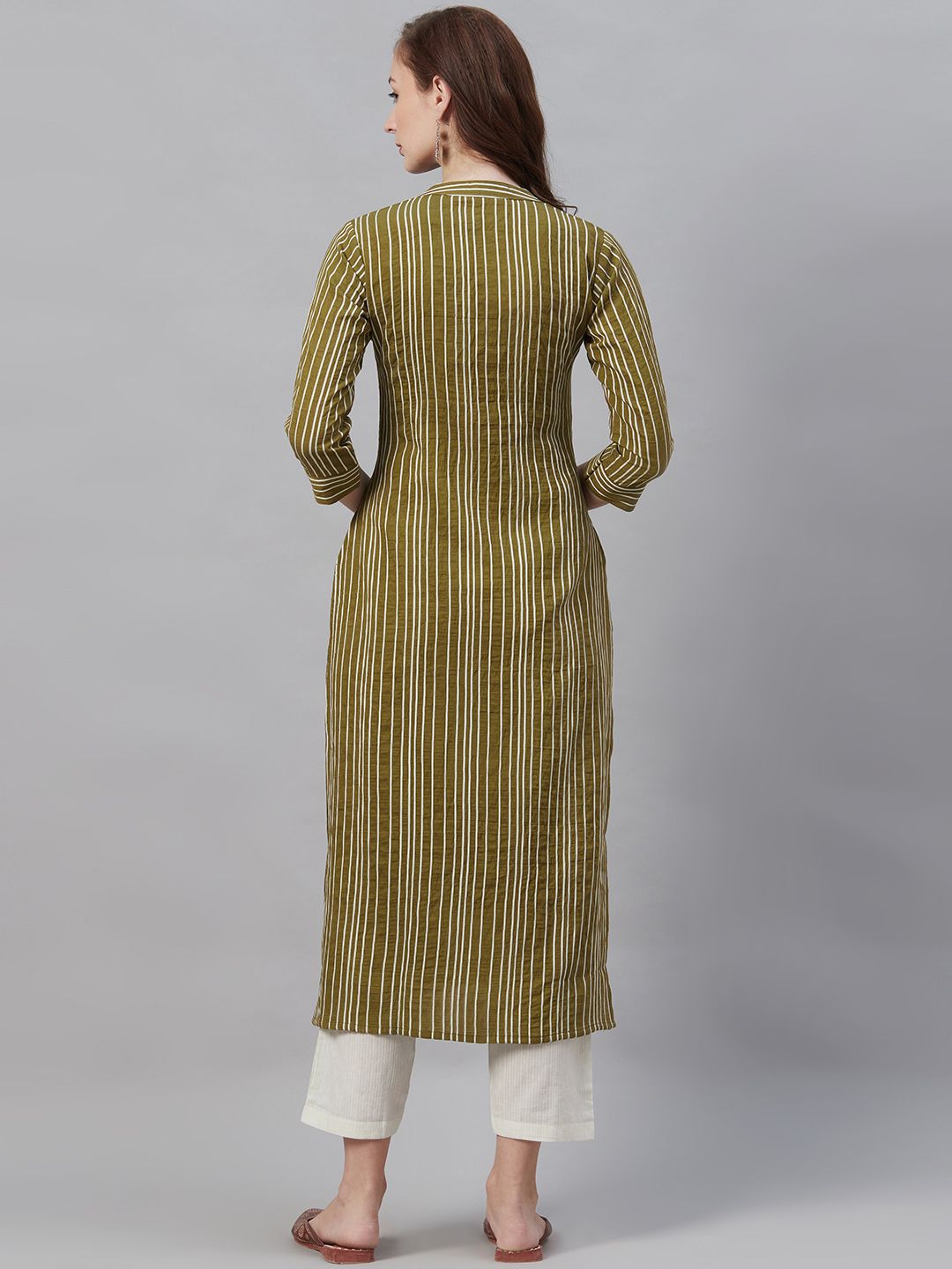 Dhiyona IE Women Olive Green & White Striped Straight Kurta