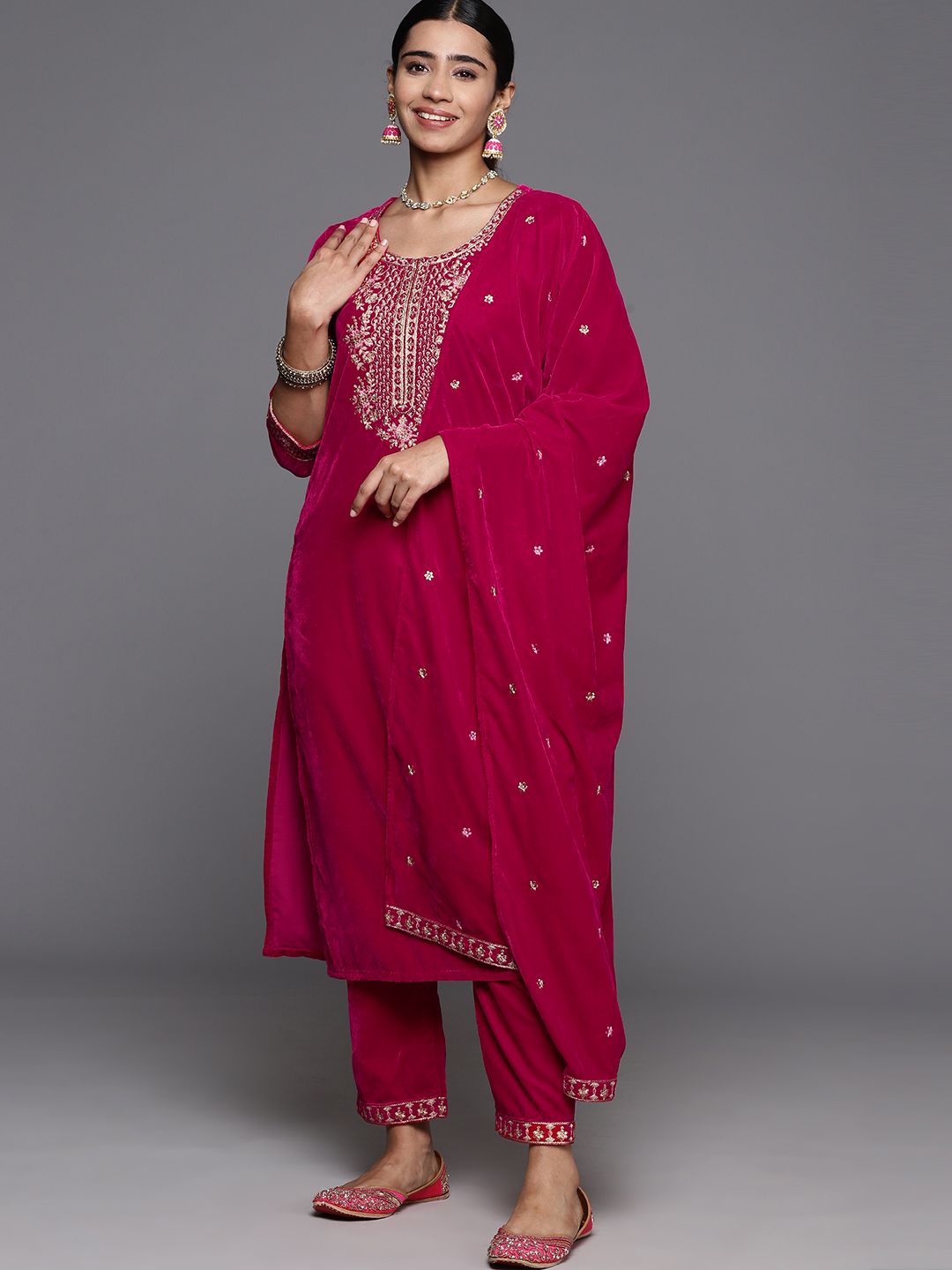 Dhiyona VA Women'sFloral Zari Embroidered Velvet Kurta with Trouser & Velvet Dupatta