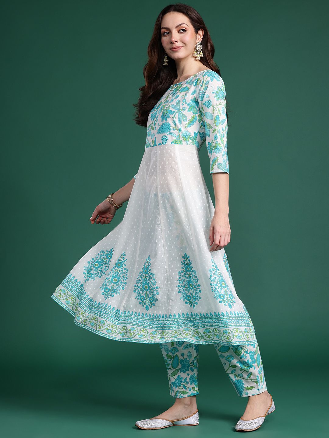 Dhiyona IE Women Floral Printed Regular Pure Cotton Kurta Set