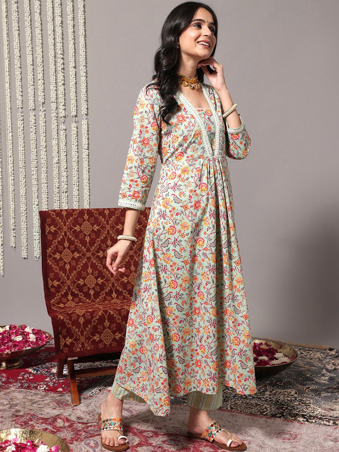 Dhiyona VA Women'sFloral Printed Empire Mirror Work Kurta With Trousers & Dupatta