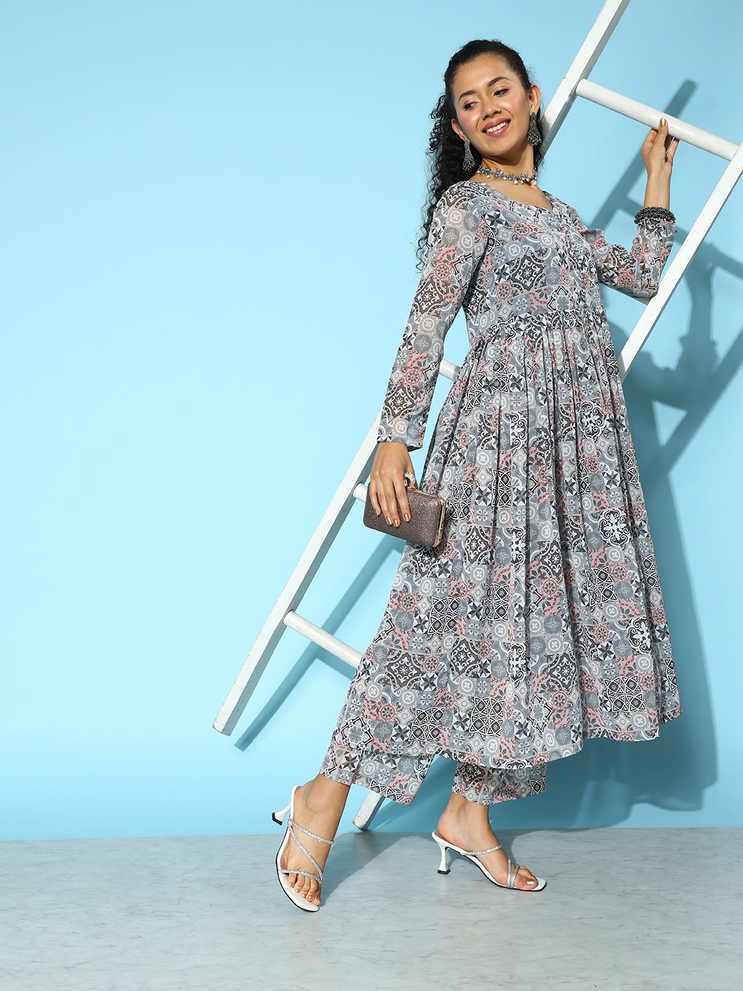 Dhiyona VA Women'sPrinted Silk Georgette Kurta with Trousers