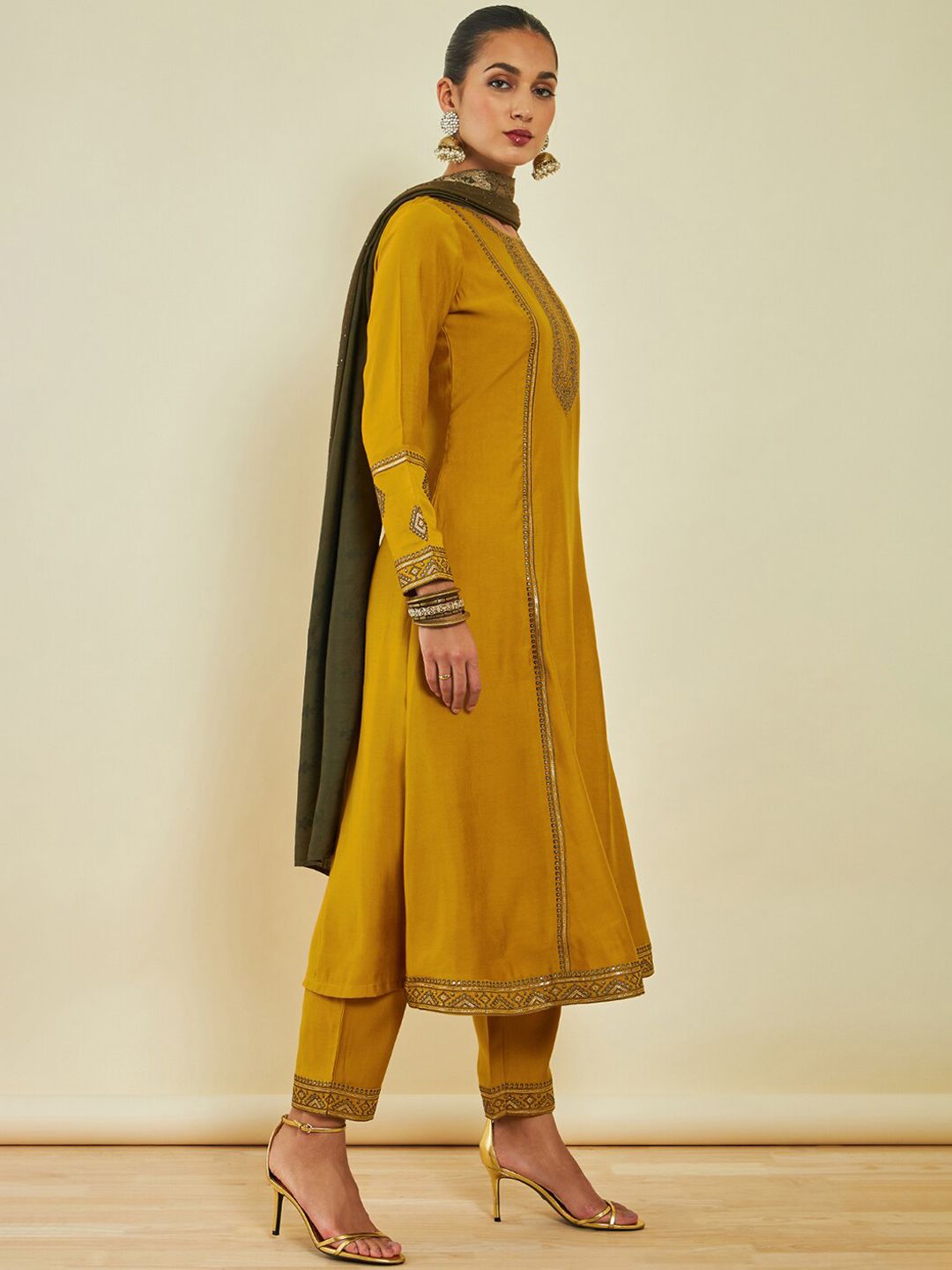Dhiyona SO Women's Ethnic Motifs Embroidered Gotta Patti Kurta with Trousers & With Dupatta