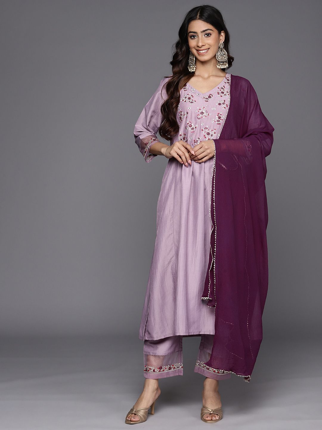 Dhiyona VA Women'sEmbroidered Empire Sequinned Kurta With Trousers & Dupatta