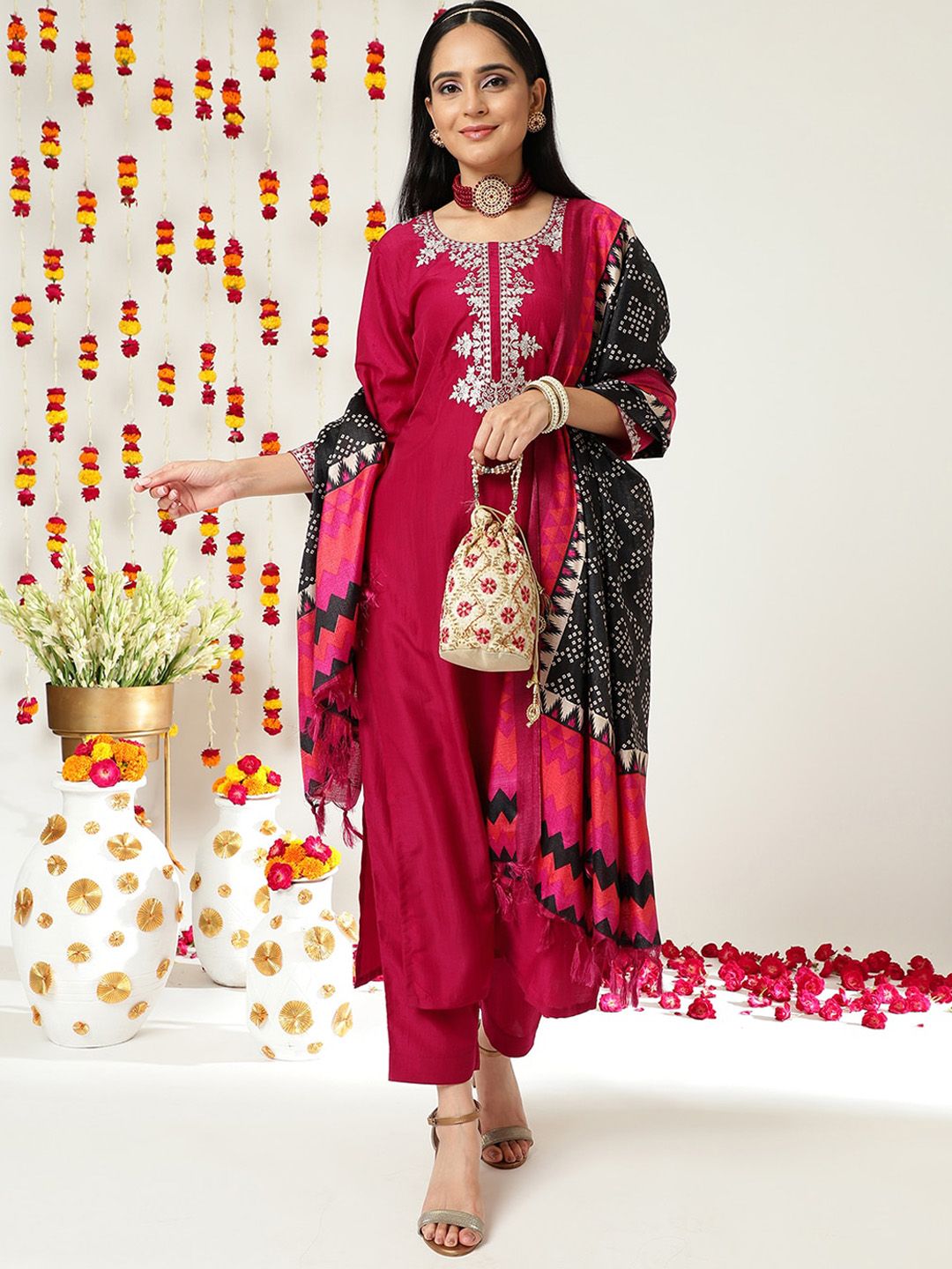 Dhiyona VA Women's Ethnic Motifs Yoke Design Zari Work Striaght Kurta & Trousers With Dupatta