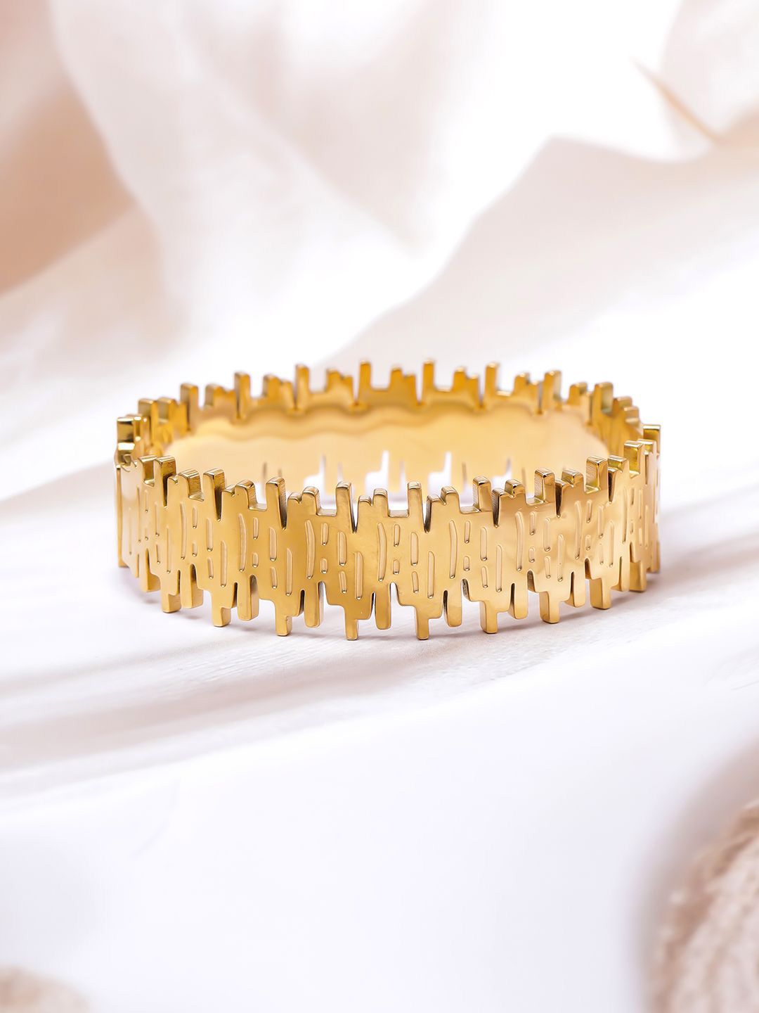 Dhiyona RJ Women's 22K Gold Plated Stainless Steel Tarnish-Free Waterproof Demi-Fine Textured Bracelet
