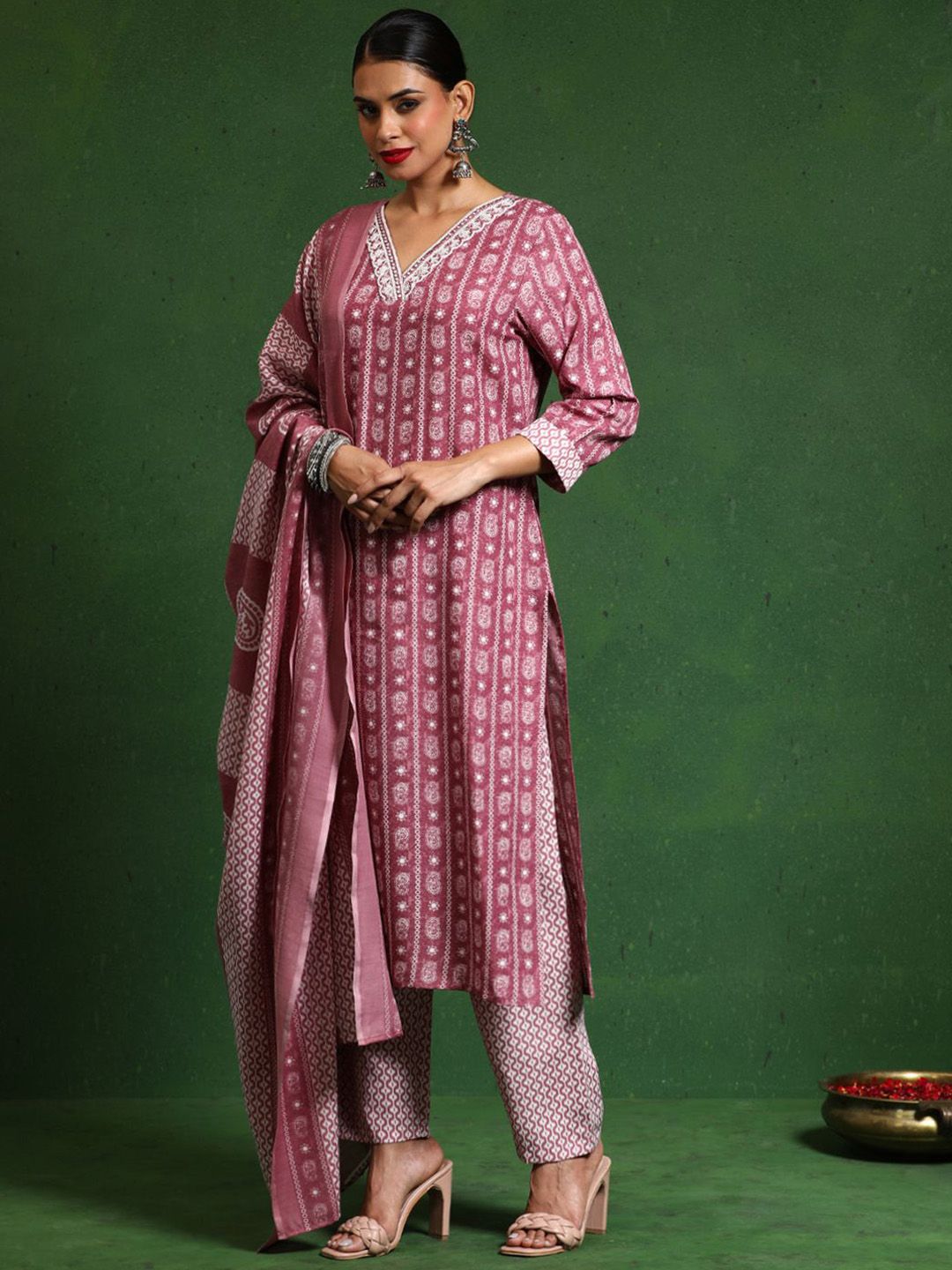 Dhiyona VA Women's Printed Regular Kurta with Trousers & With Dupatta