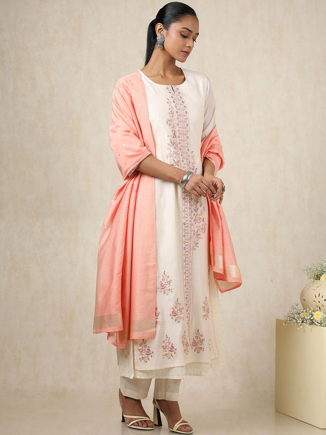 Dhiyona SO Women's Alina Cut Floral Embroidered Thread Work Chanderi Silk A-Line Kurta With Trousers