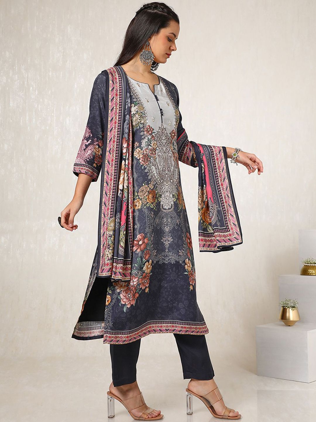 Dhiyona SO Women's Floral Printed Straight Kurta with Trousers & Dupatta