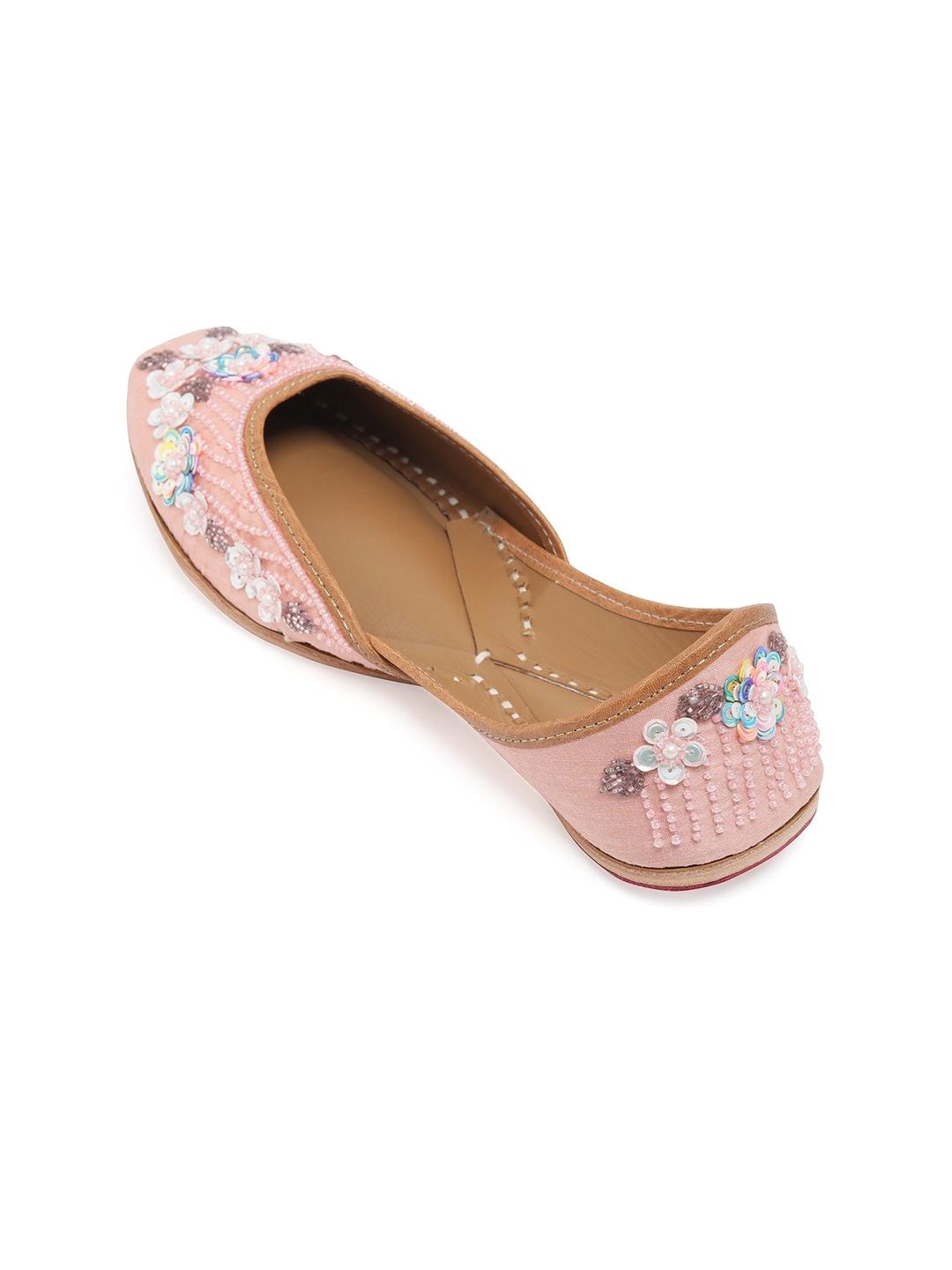 Dhiyona HOP Women Hand Emboidered Leather Mojaris Flats