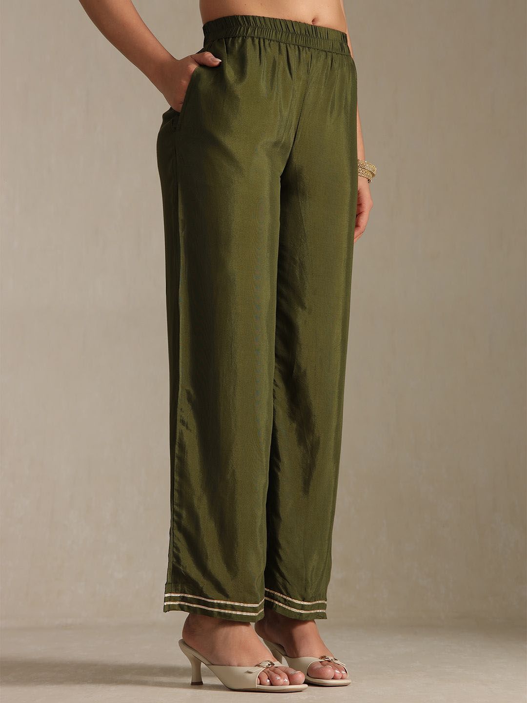Dhiyona SO Women's Women Paisley Printed A-Line Kurta with Trousers & Dupatta