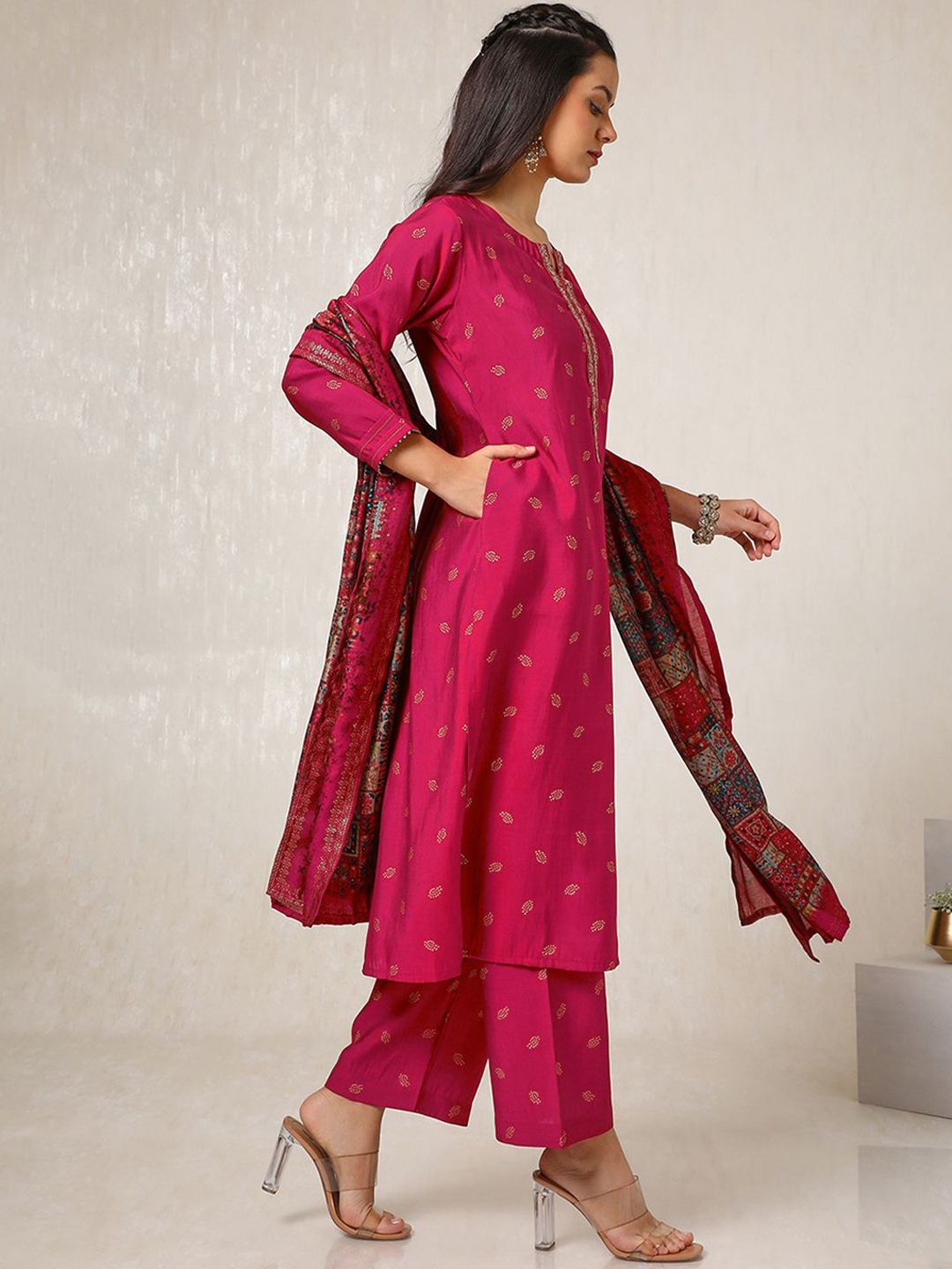 Dhiyona SO Women's Ethnic Motifs Printed Thread Work Straight Kurta with Palazzos & Dupatta