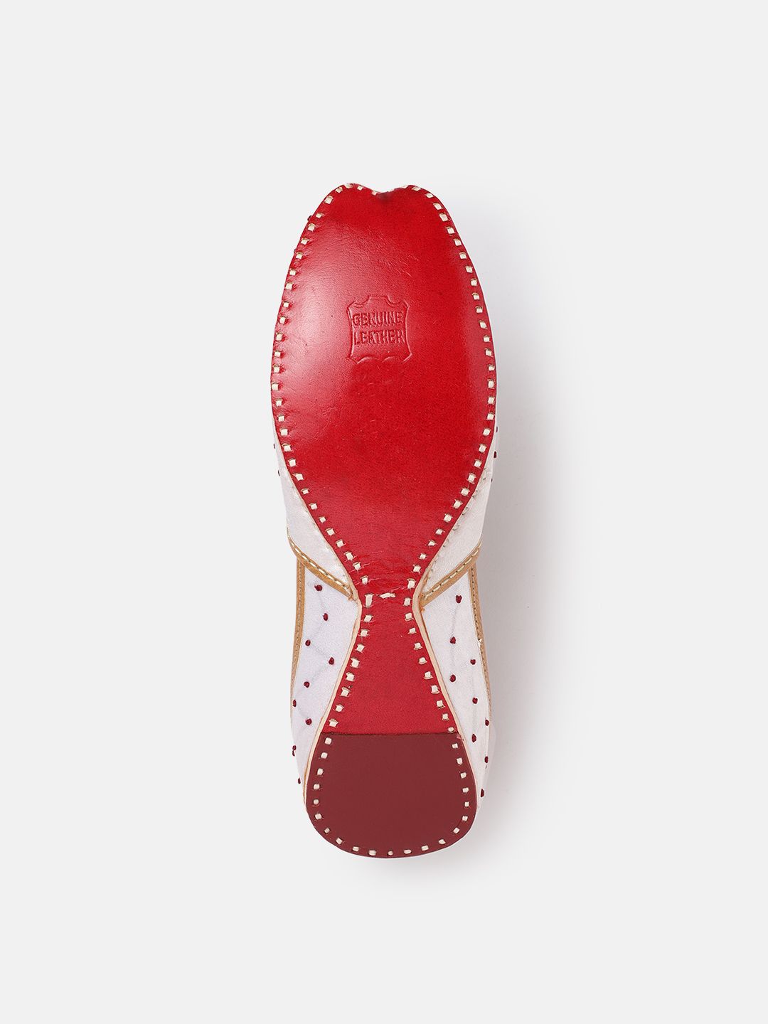 Dhiyona HOP Women Ethnic Embroidered Mojaris