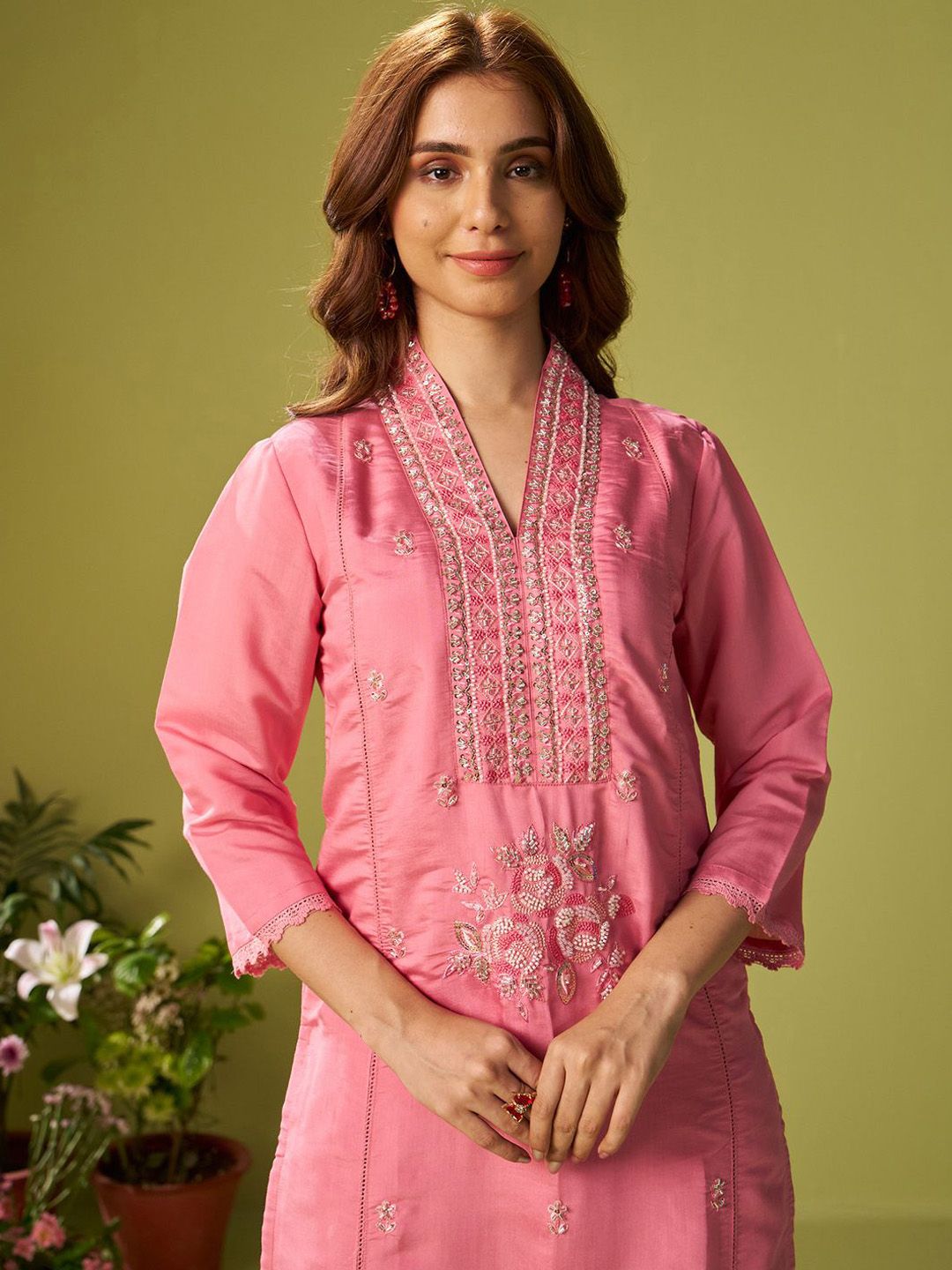 Women Floral Embroidered Kurta with Trousers & Dupatta