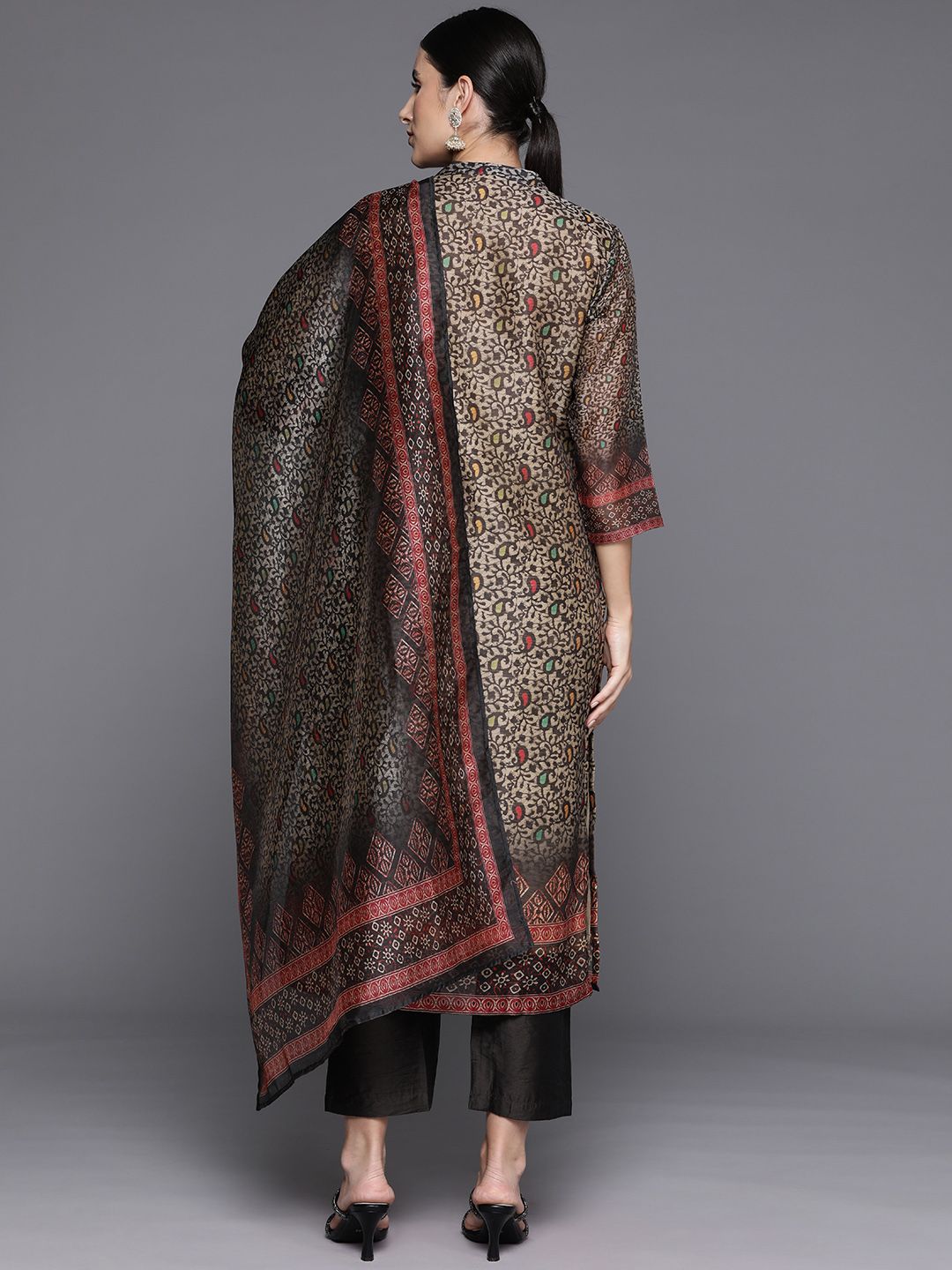 Dhiyona VA Women's Paisley Printed Regular Chanderi Silk Kurta with Trousers & Dupatta